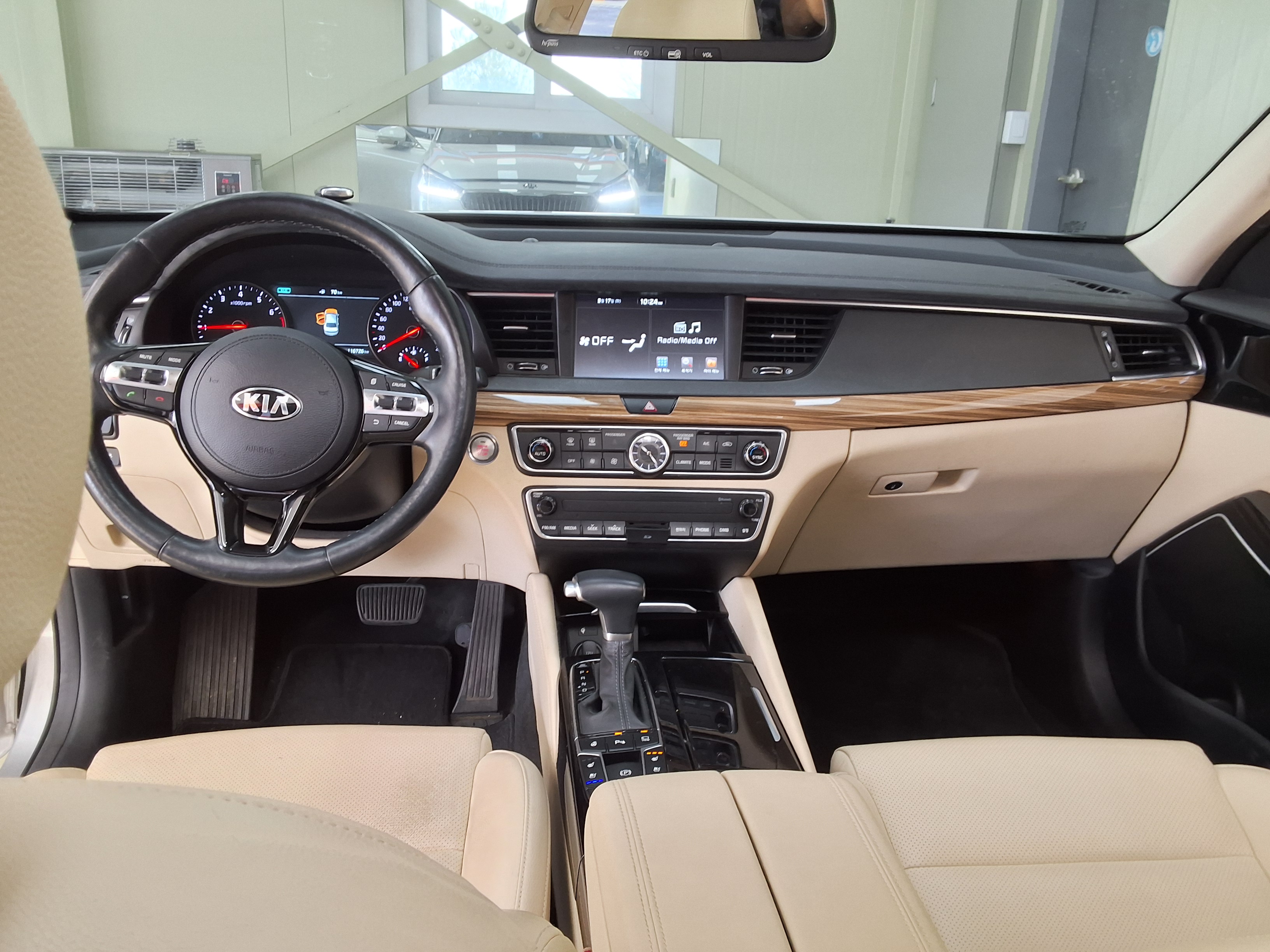 كيا أخرى 2017 - صورة 18