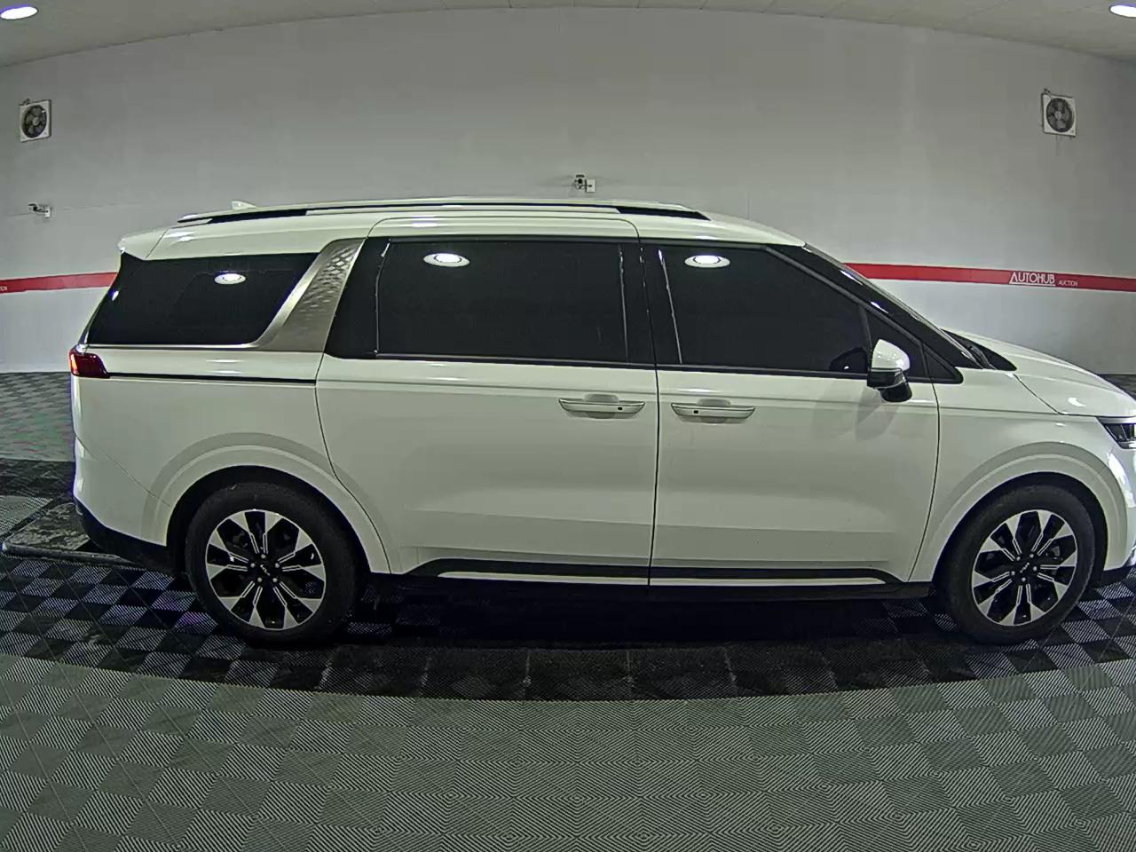 Kia Carnival 2022 - Image 3