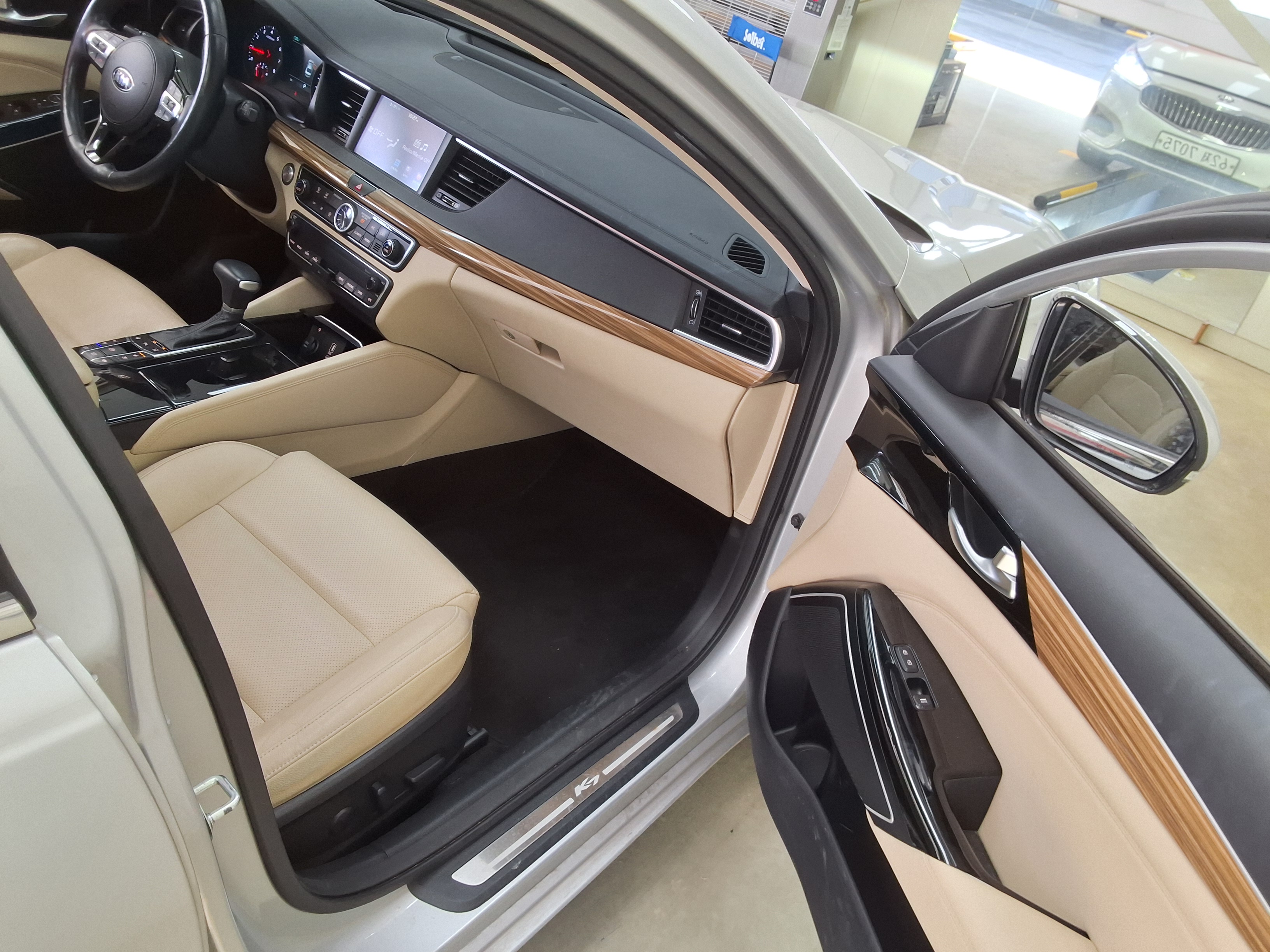 كيا أخرى 2017 - صورة 13