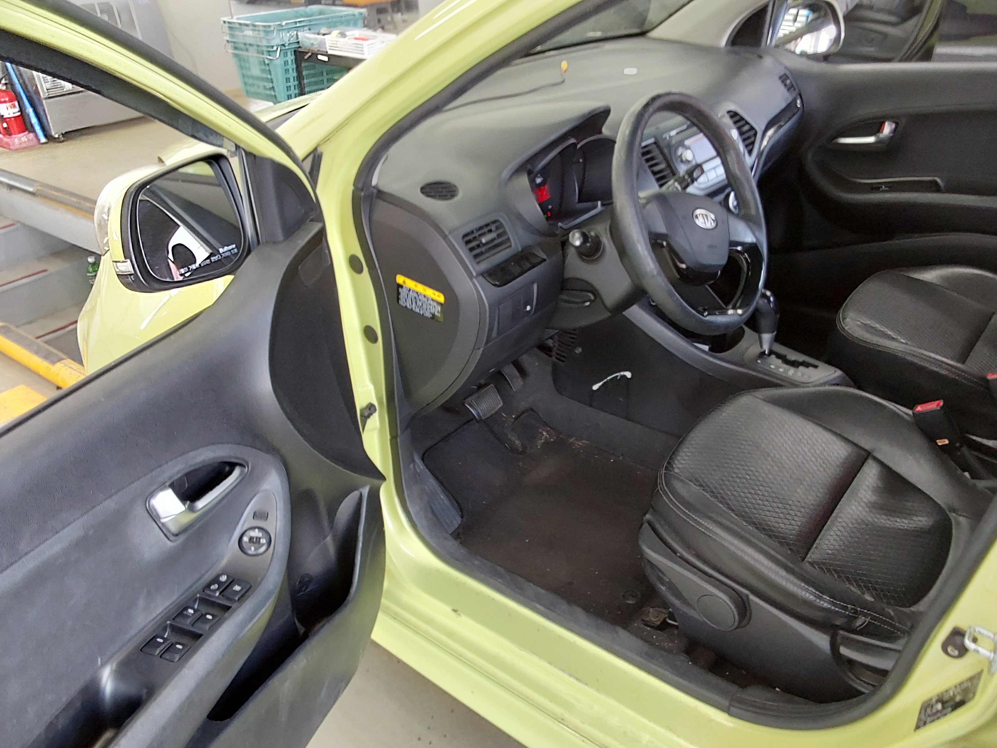 Kia Morning 2012 - Image 9