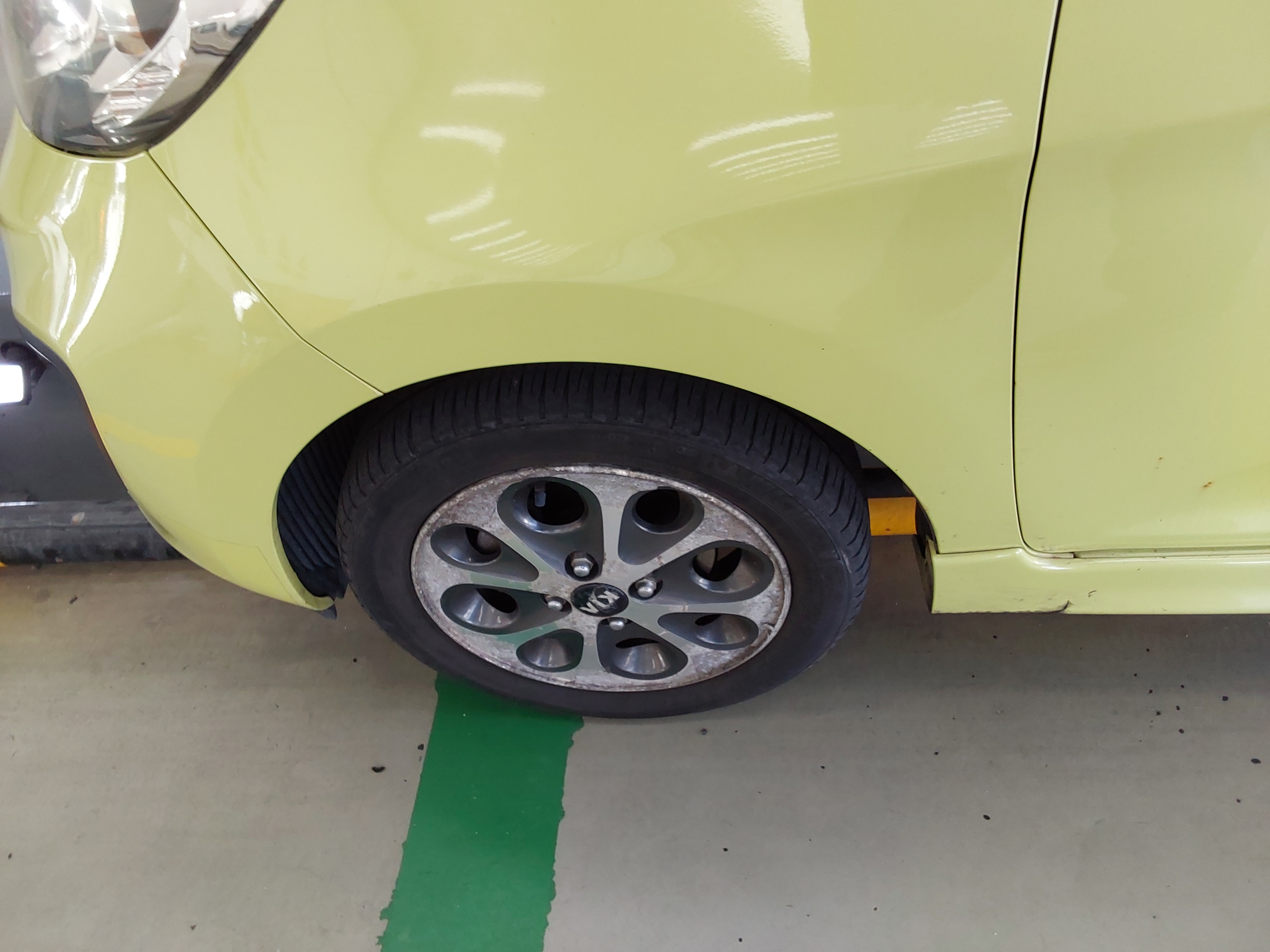 Kia Morning 2012 - Image 17