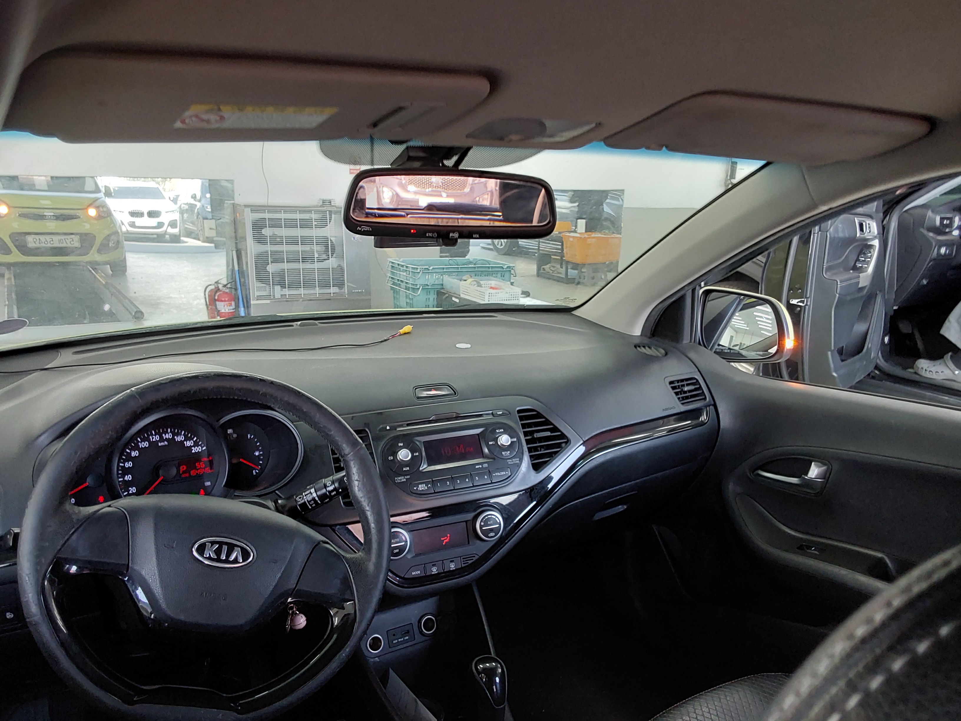 Kia Morning 2012 - Image 10