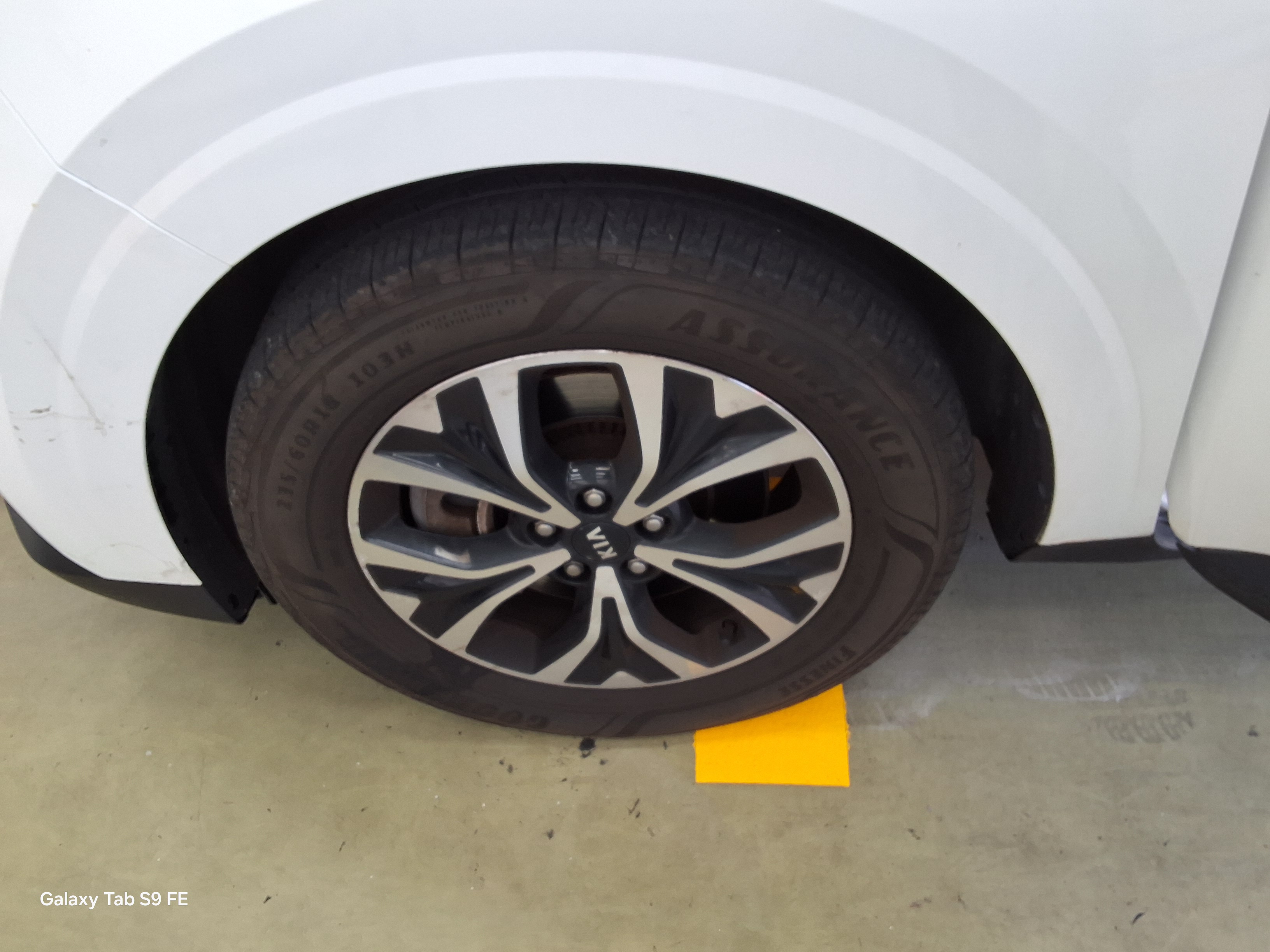 Kia Carnival - 20
