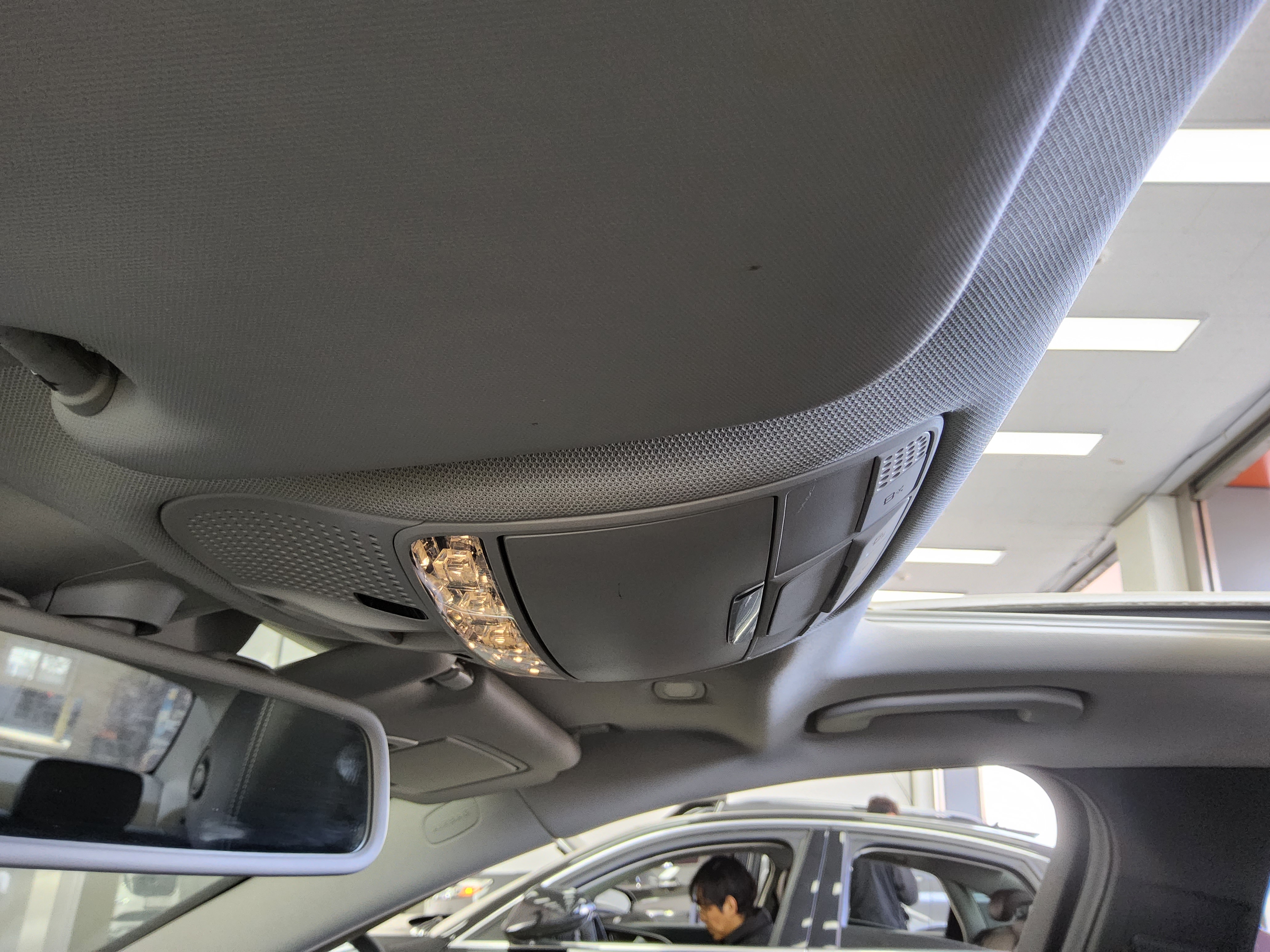 메르세데스-벤츠 C-클래스 2016 - 이미지 18