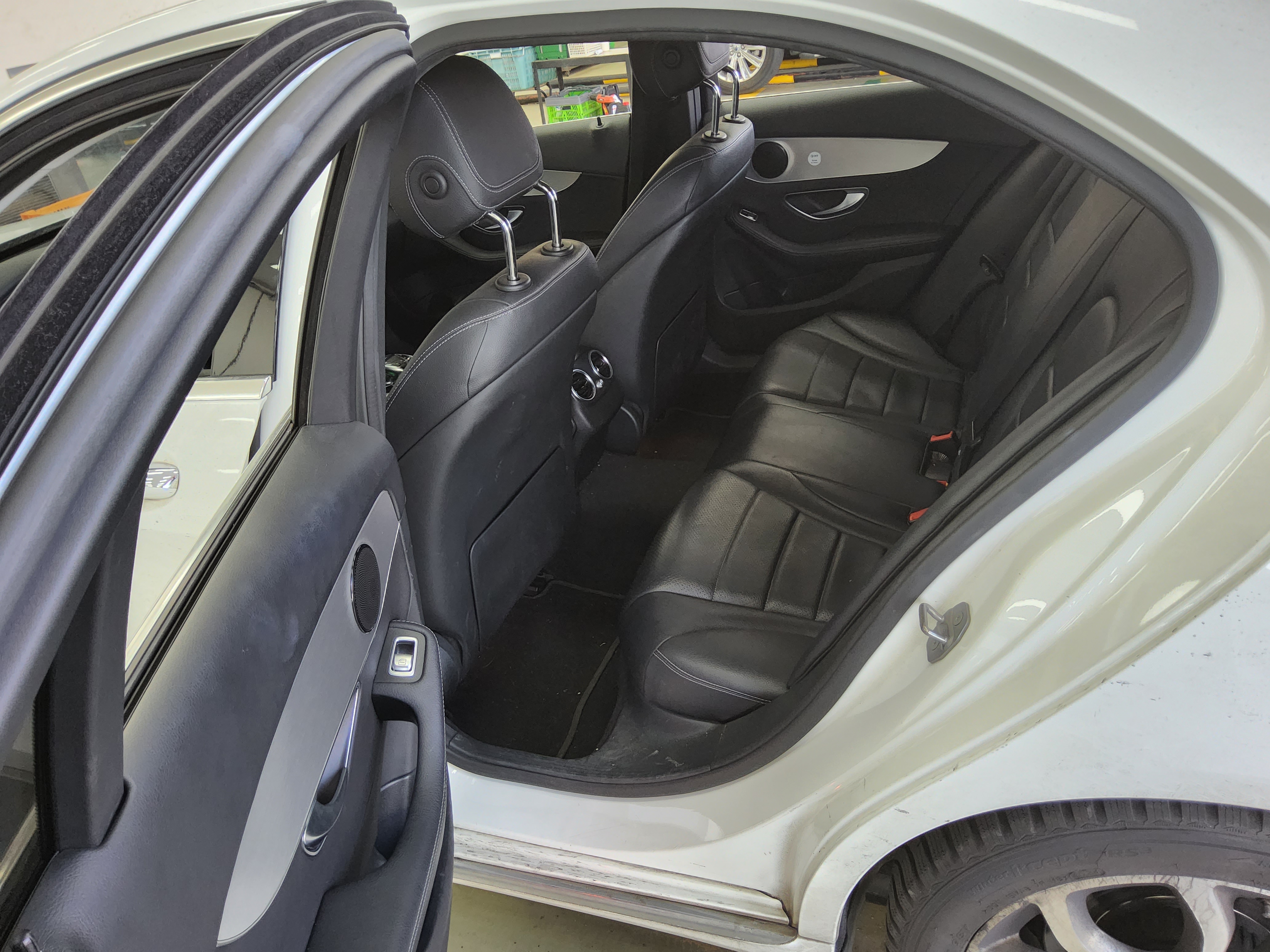 메르세데스-벤츠 C-클래스 2016 - 이미지 11