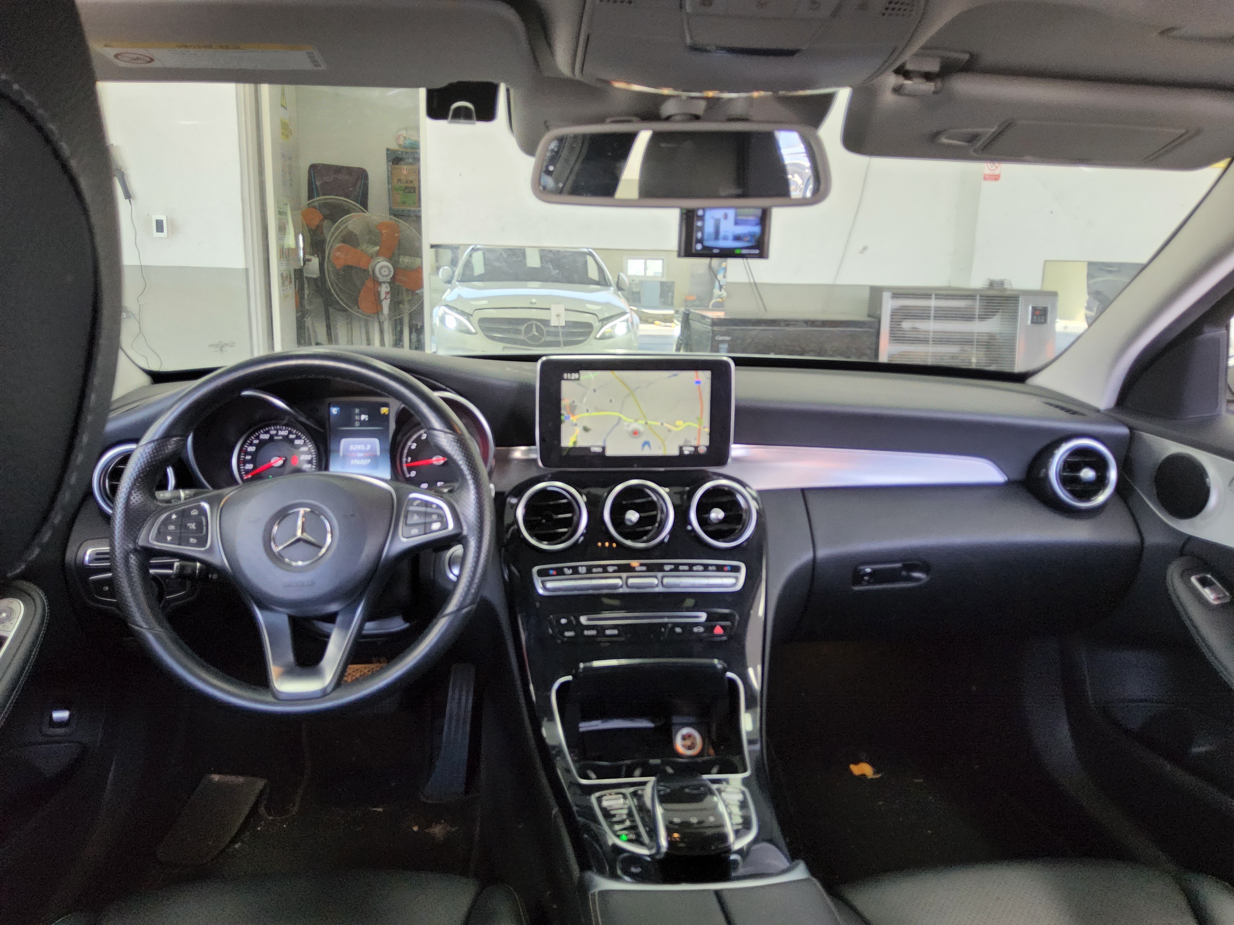 메르세데스-벤츠 C-클래스 2016 - 이미지 10