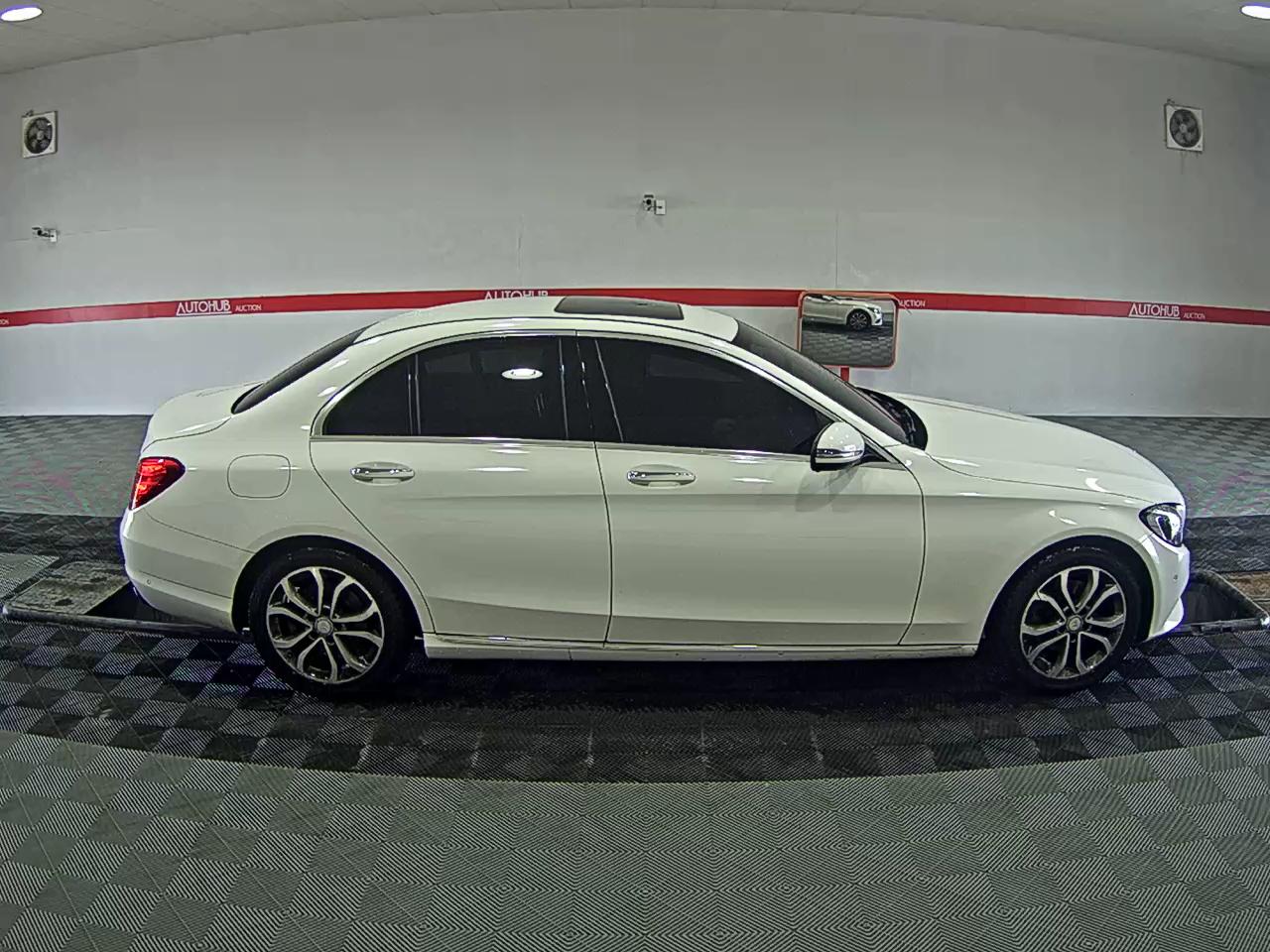 메르세데스-벤츠 C-클래스 2016 - 이미지 3