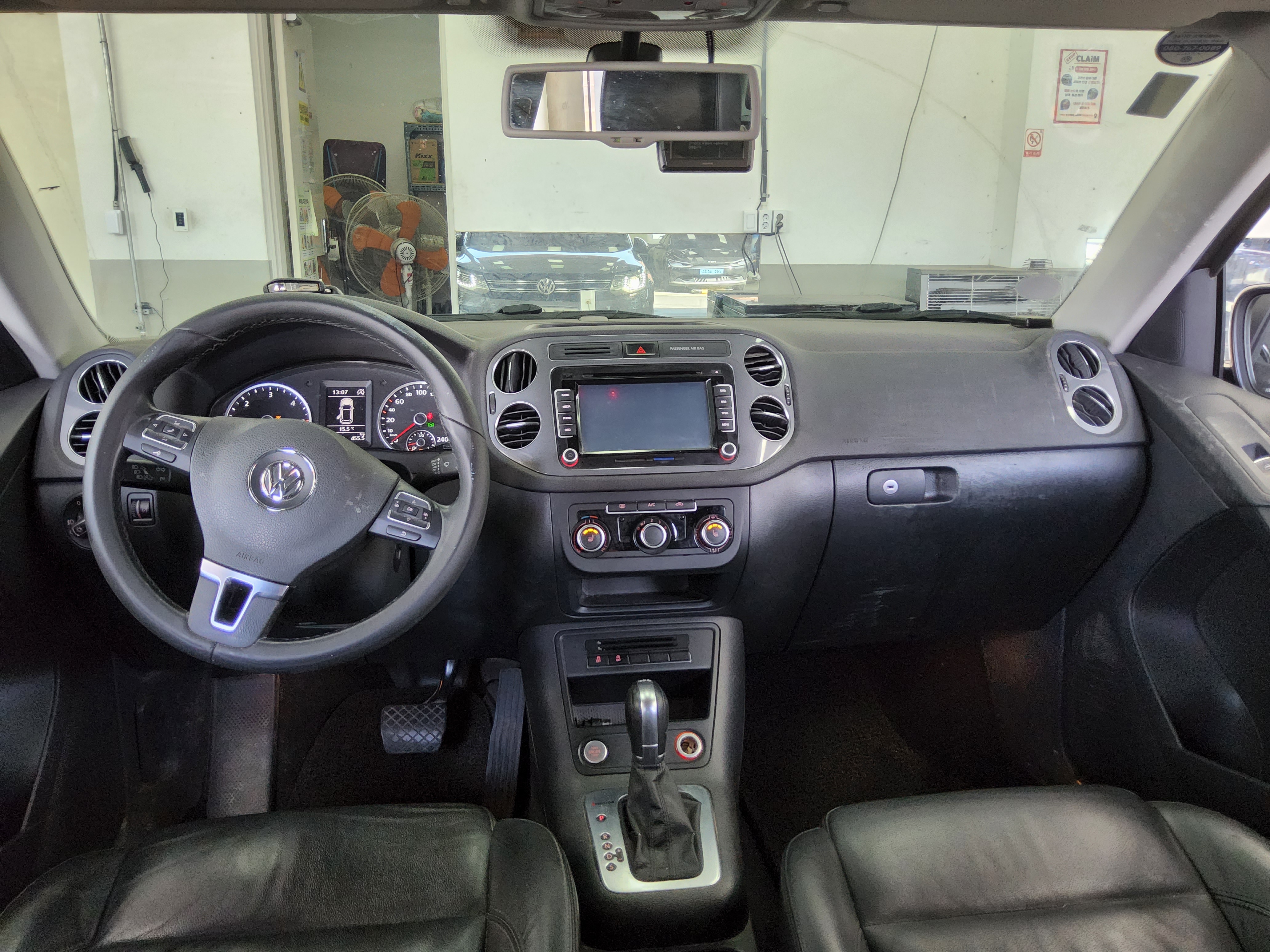 Volkswagen Tiguan 2015 - Image 10
