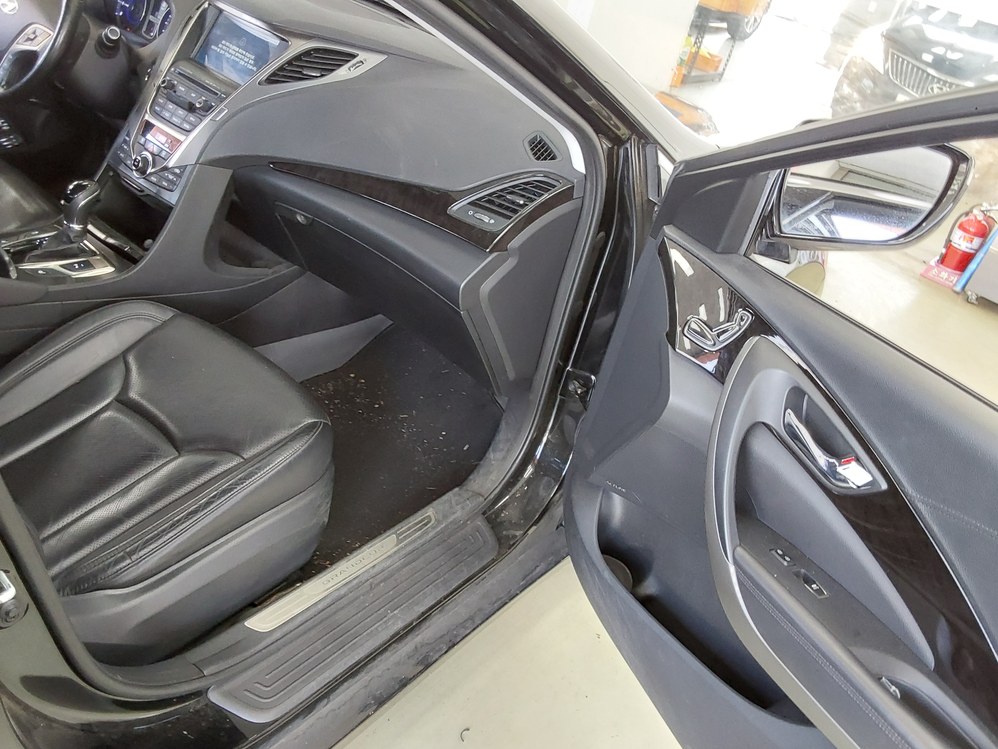 Hyundai  그랜저HG 2014 - Image 13