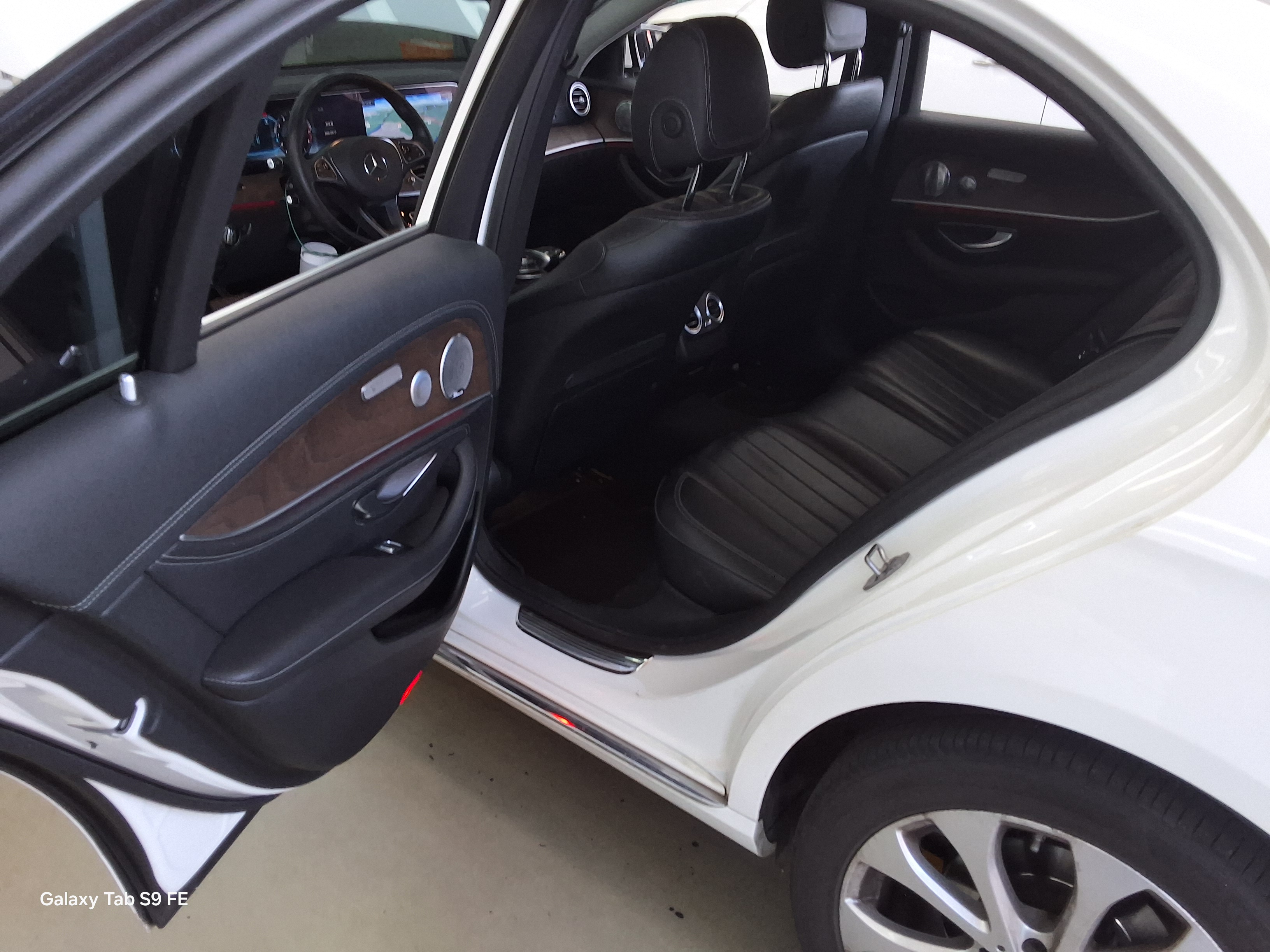 Mercedes-Benz E-Class 2018 - Image 11