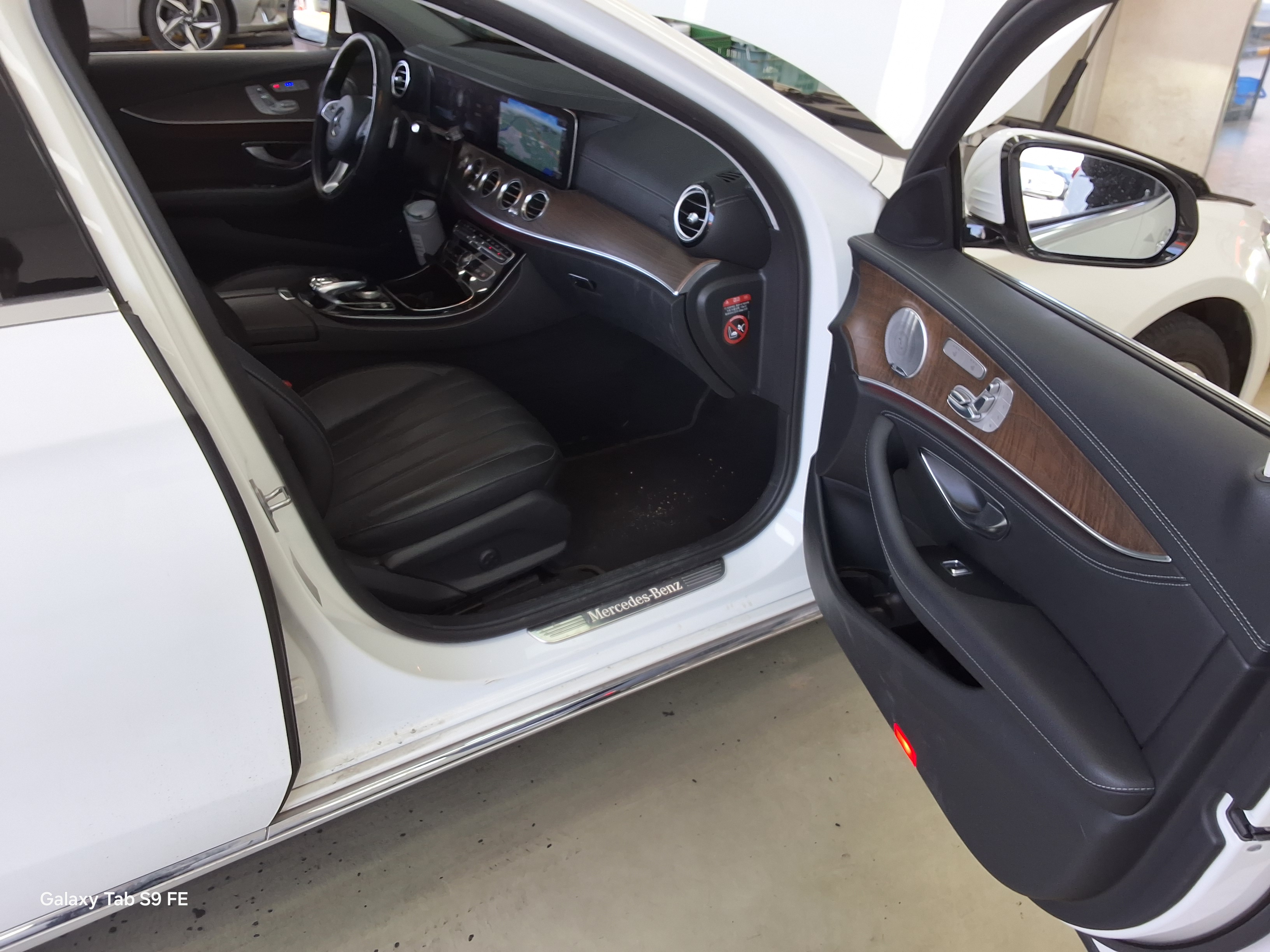 Mercedes-Benz E-Class 2018 - Image 13