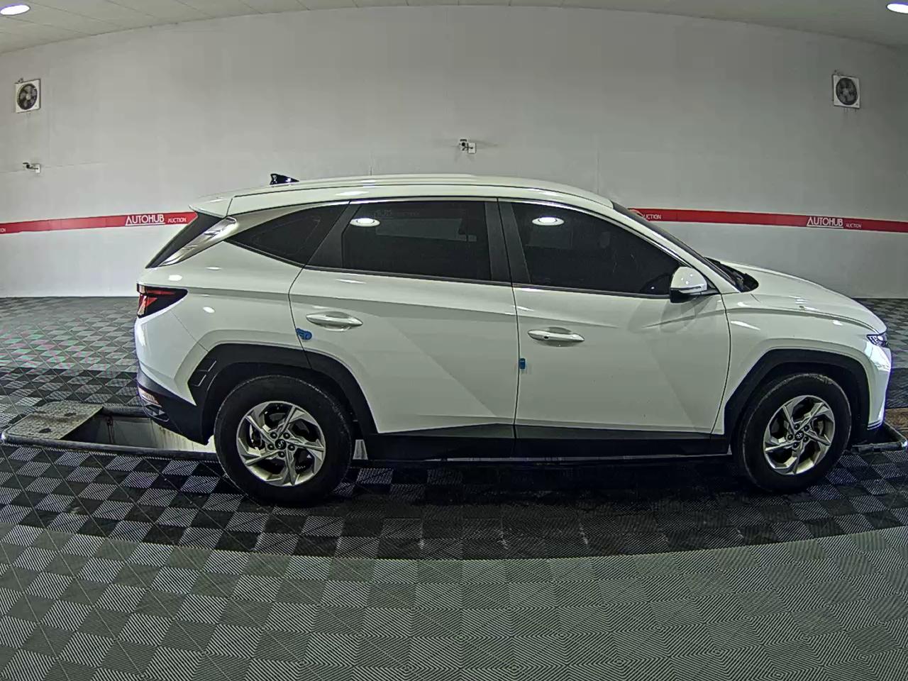 Hyundai  더 2021 - Image 3