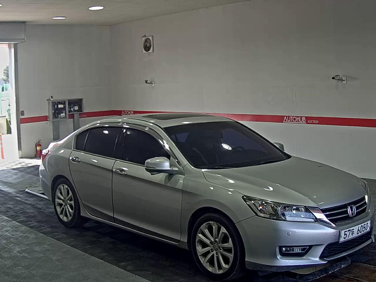 Honda Accord - 2