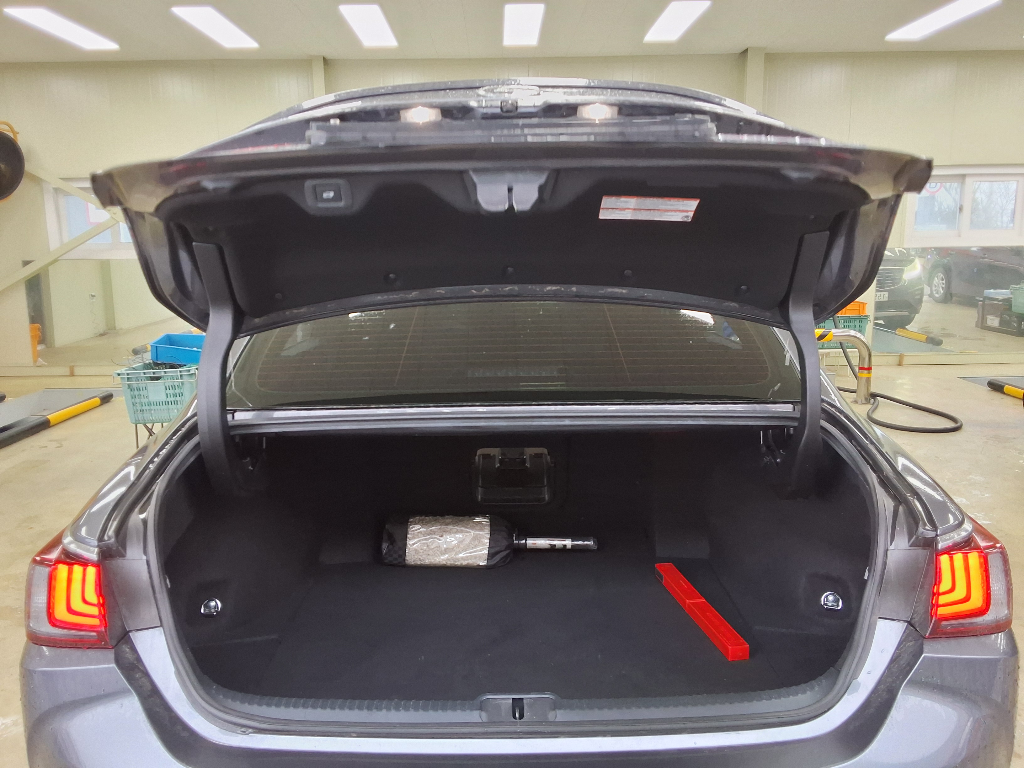 Lexus ES - 14