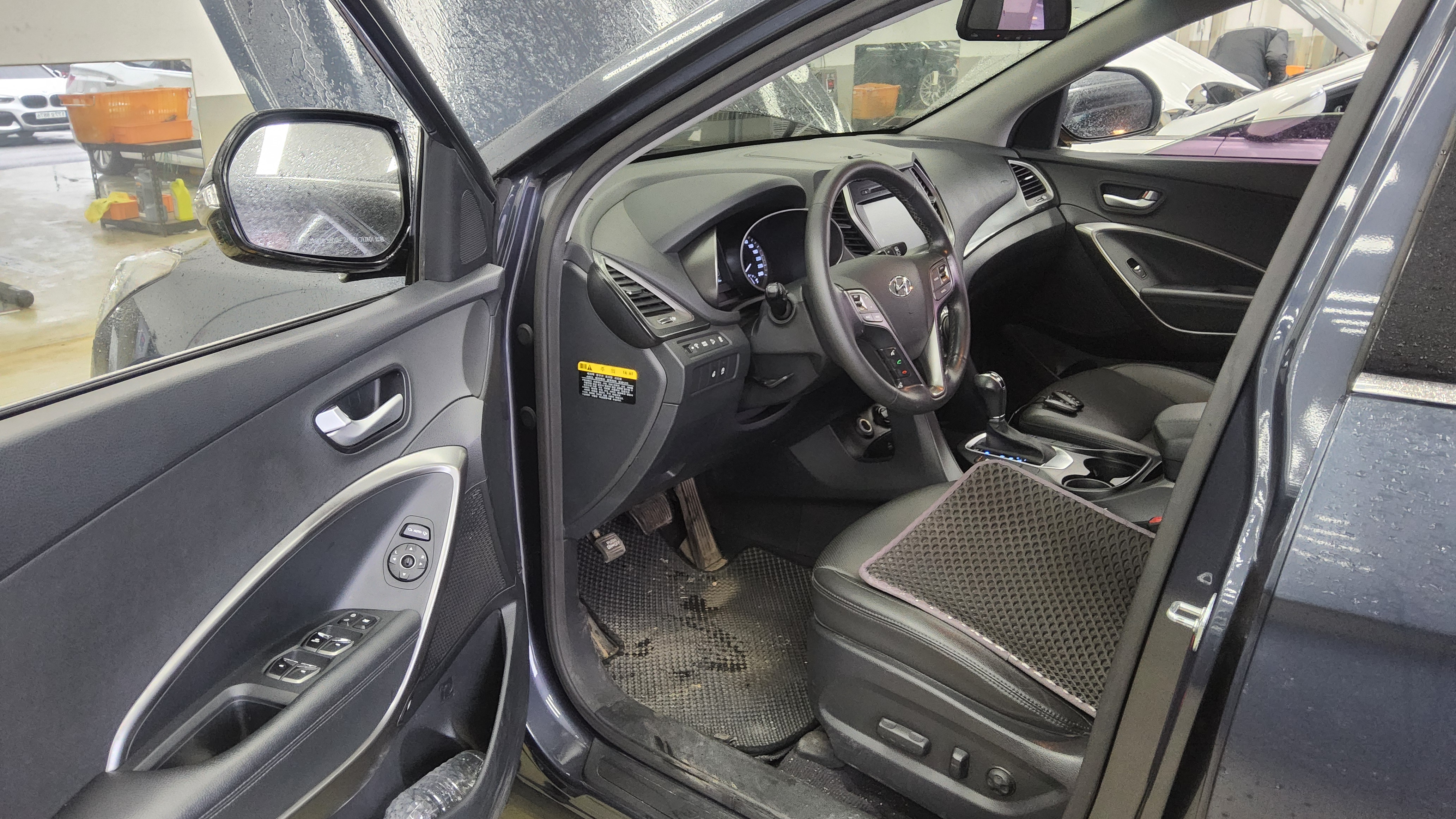 Hyundai Santa Fe 2016 - Image 9