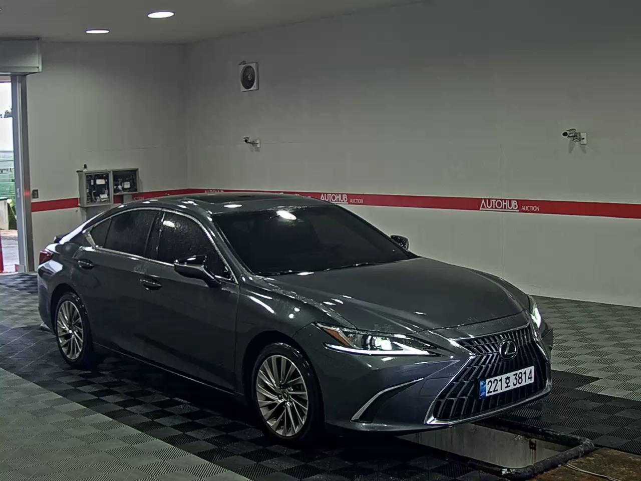 Lexus ES - 2