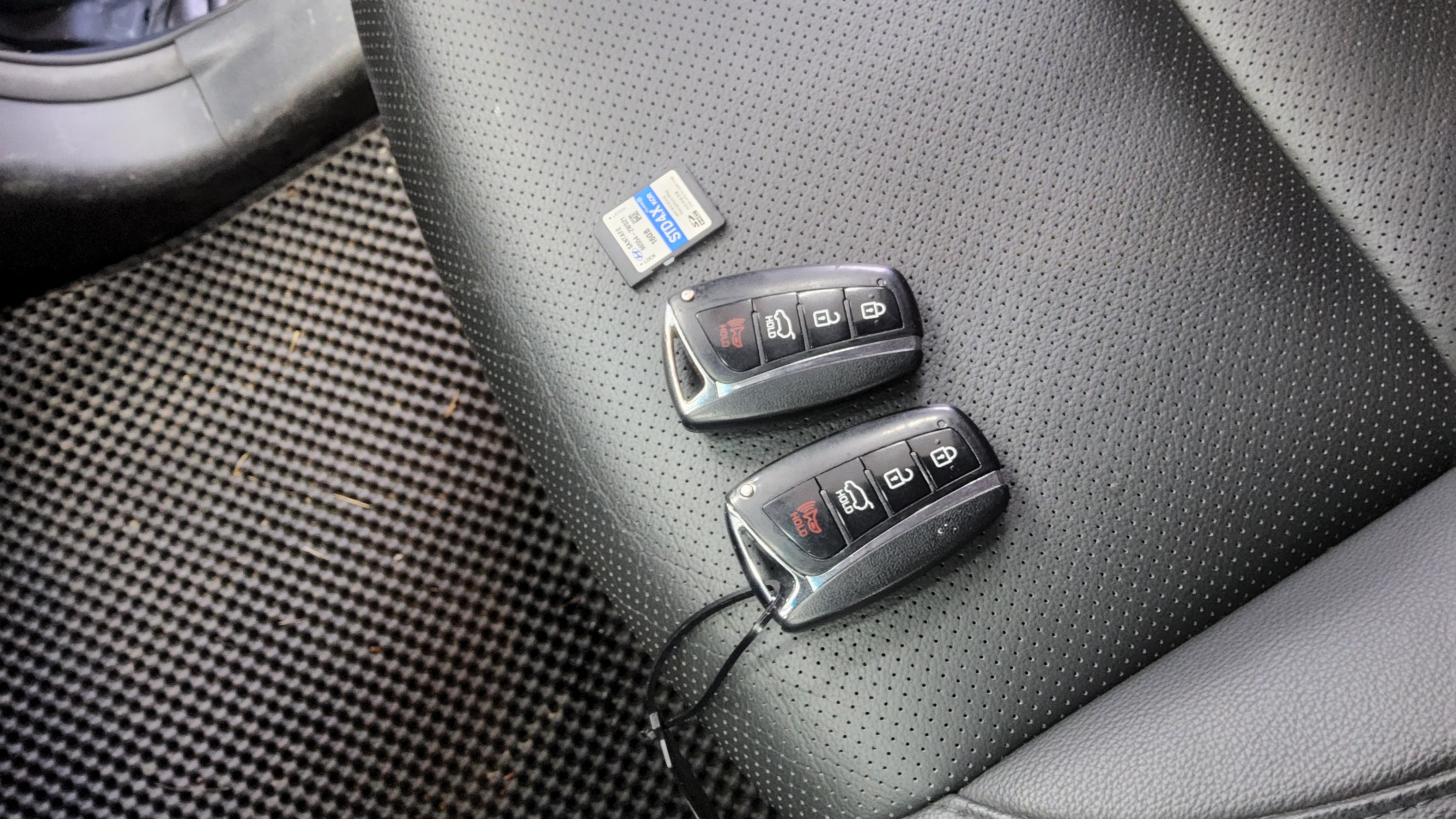 Hyundai Santa Fe 2016 - Image 17