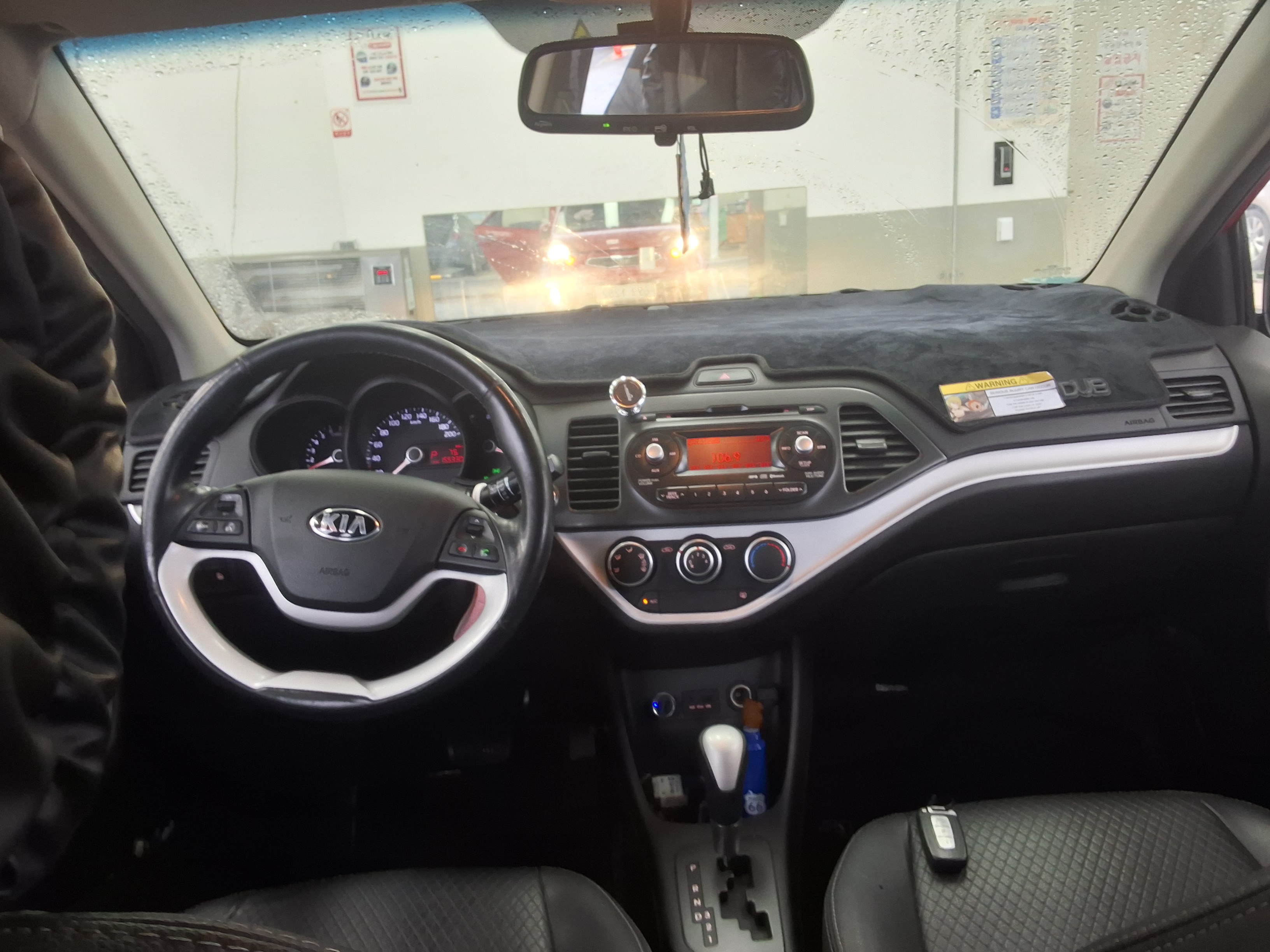 Kia Morning 2013 - Image 10
