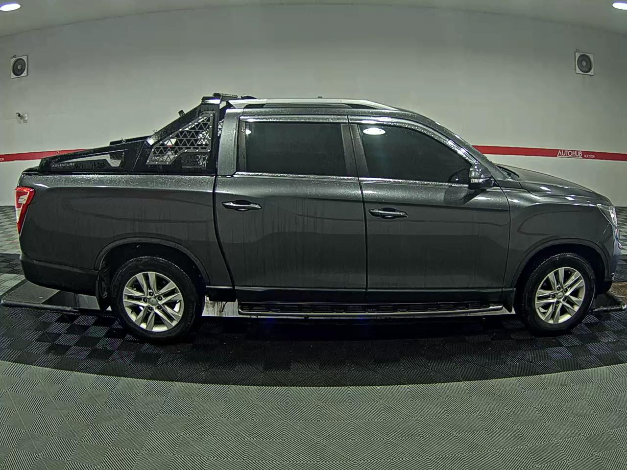 KG Mobility Rexton Sports Khan 2020 - Image 3