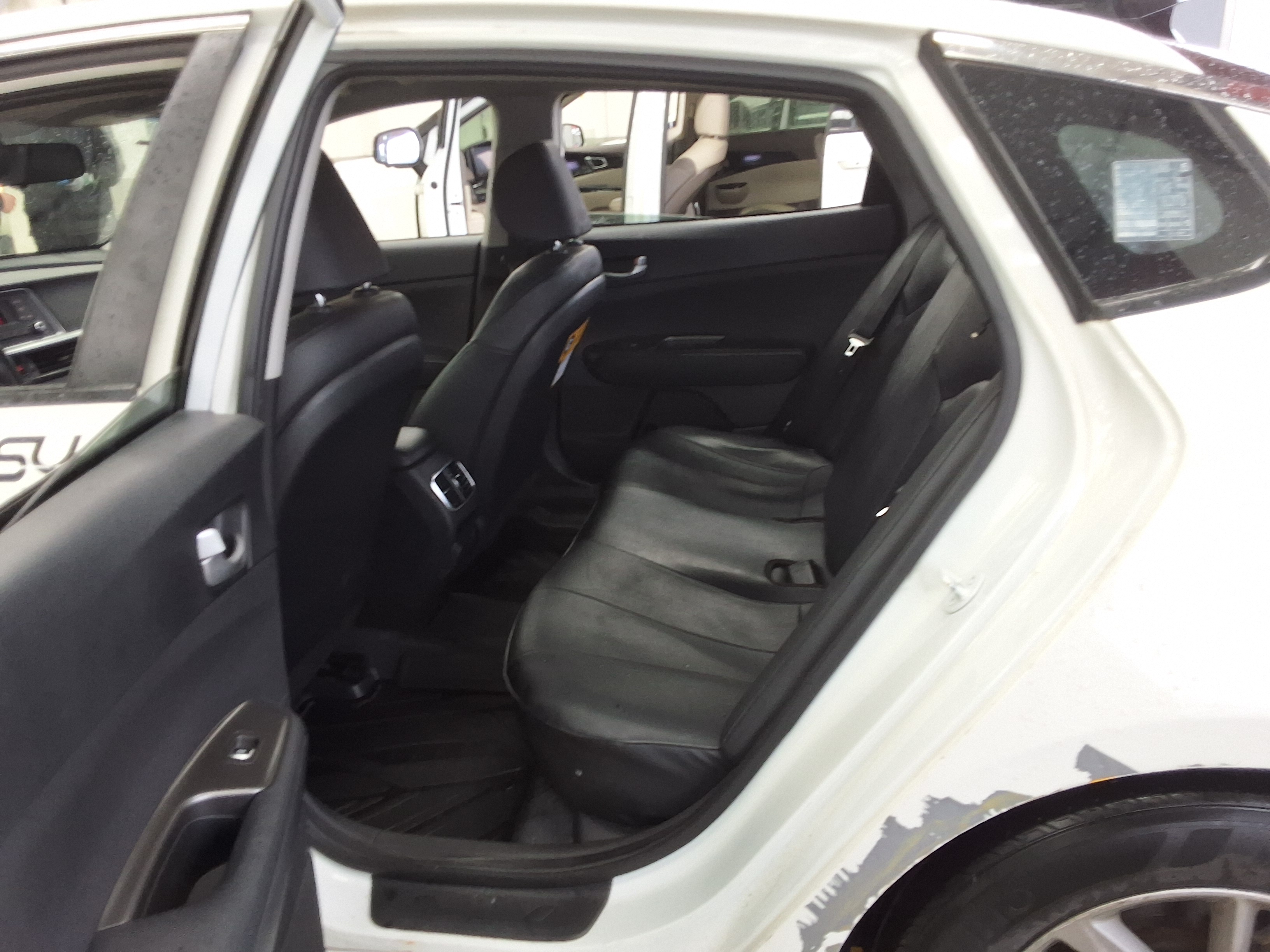 Kia 뉴 2020 - Image 11