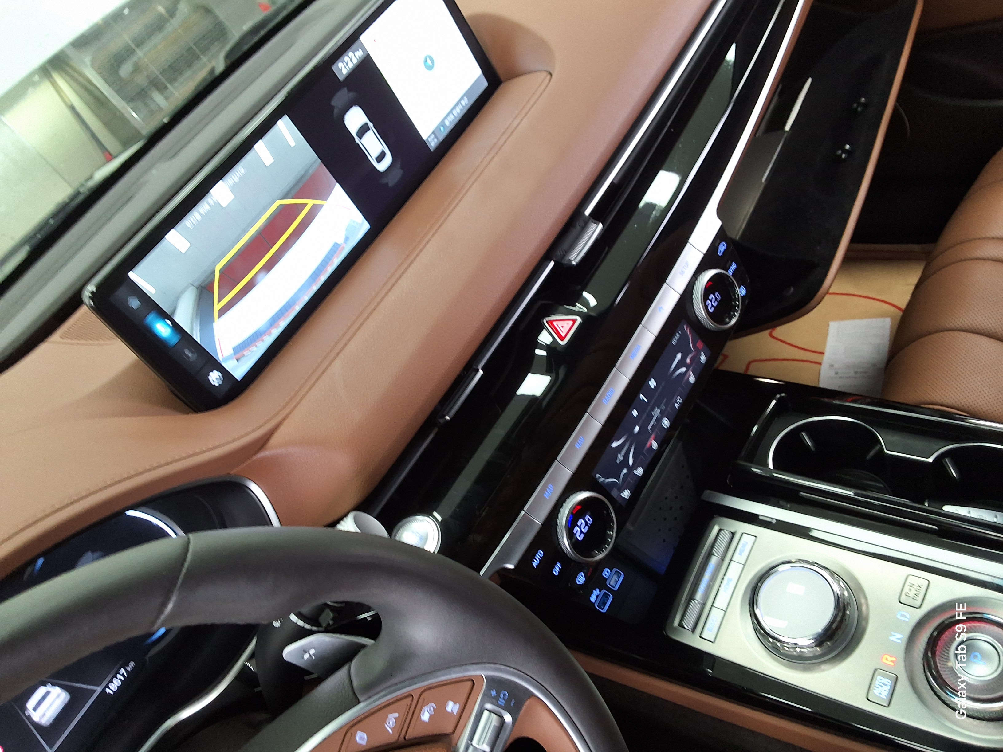 Hyundai Genesis 2024 - Image 17
