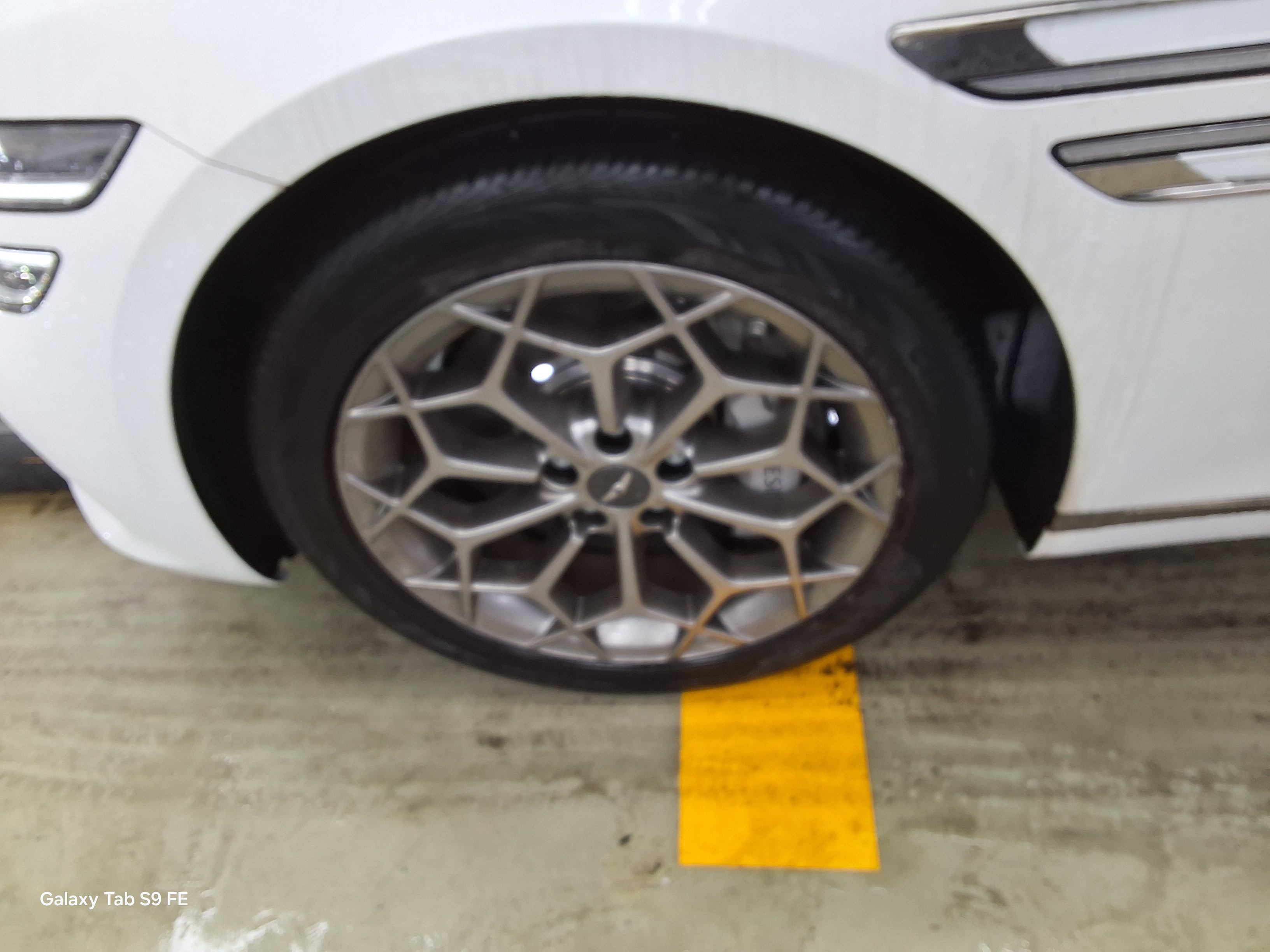 Hyundai Genesis 2024 - Image 21