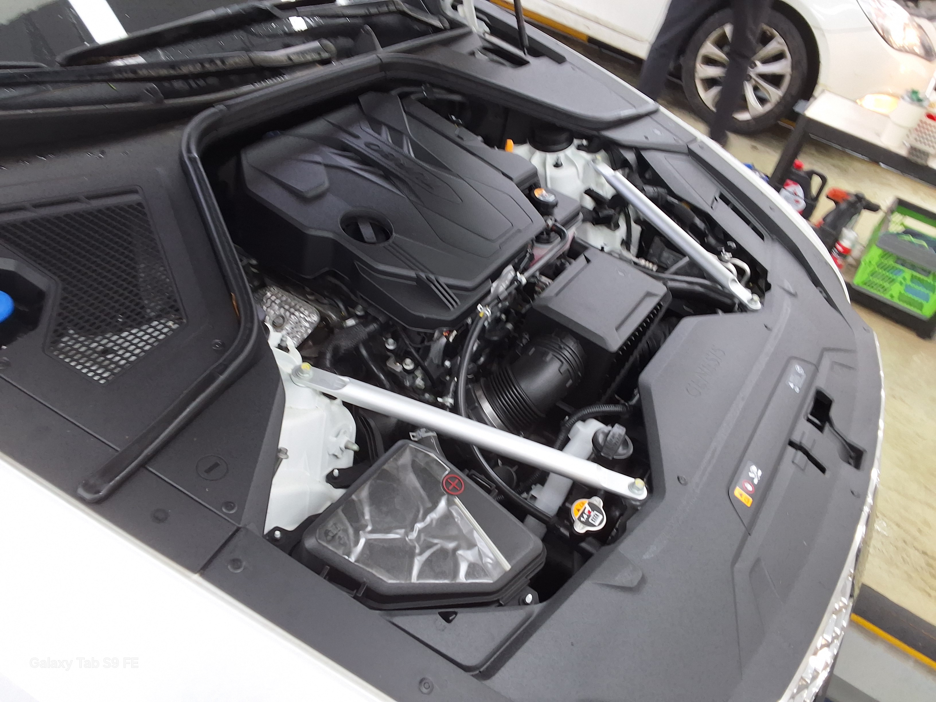 Hyundai Genesis 2024 - Image 19