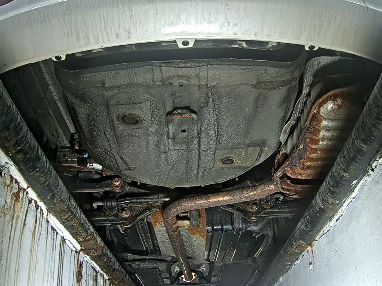 Hyundai YF Sonata - 7