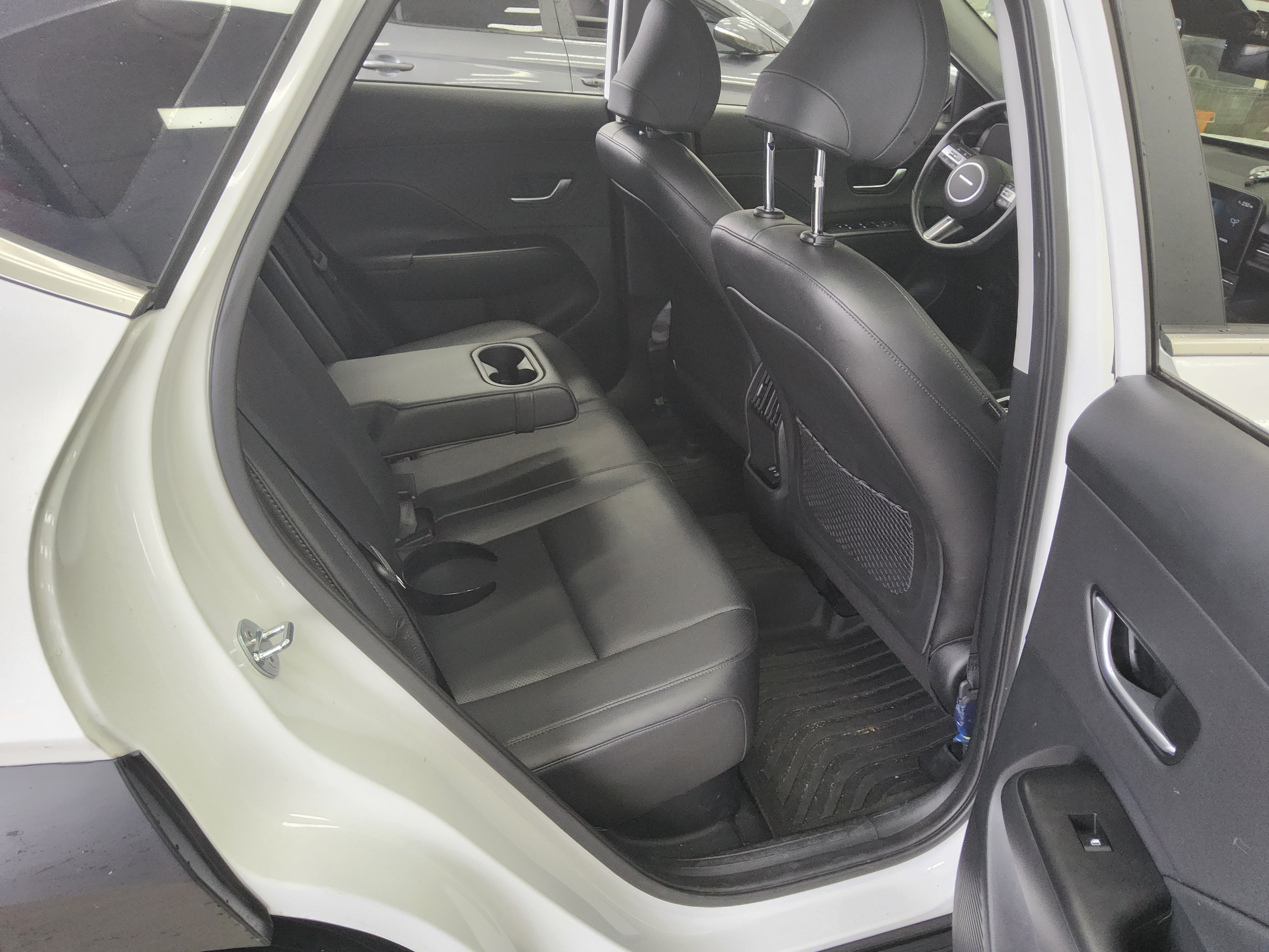 Hyundai Kona 2023 - Image 12