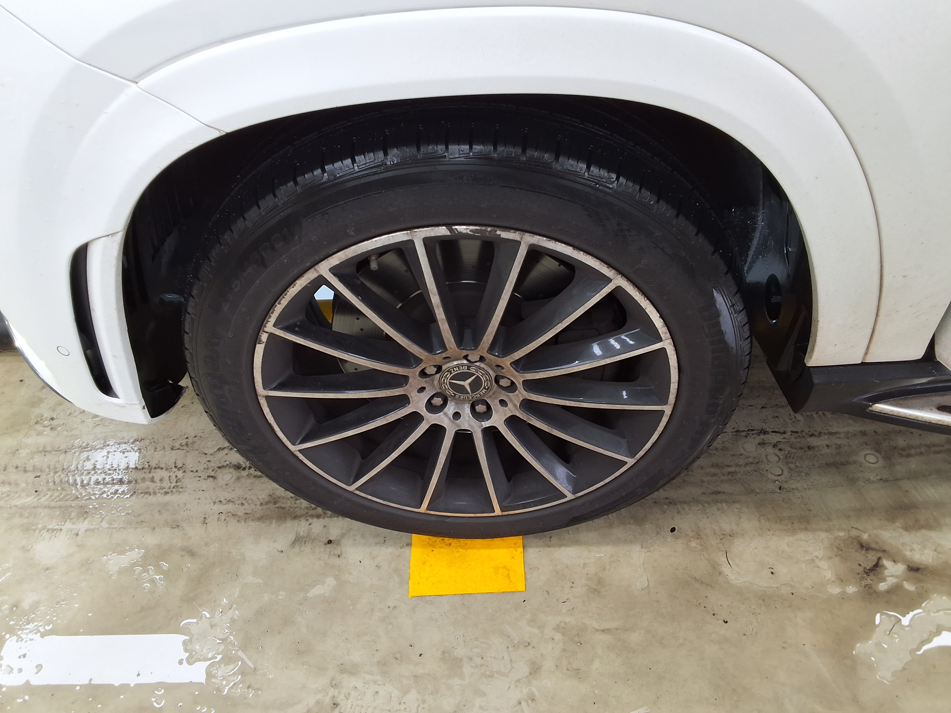Mercedes-Benz GLE-Class 2022 - Image 21