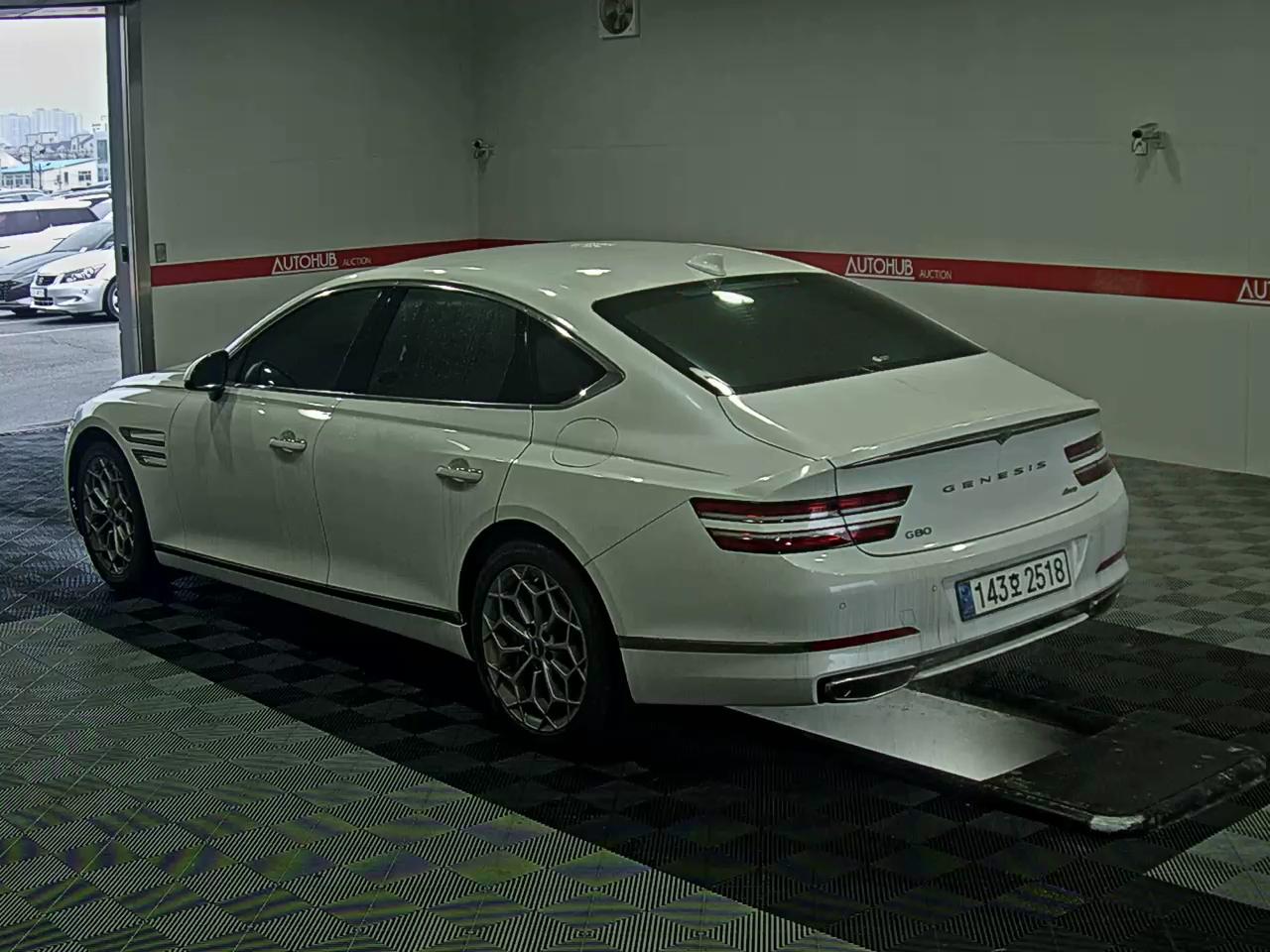 Hyundai Genesis 2024 - Image 5