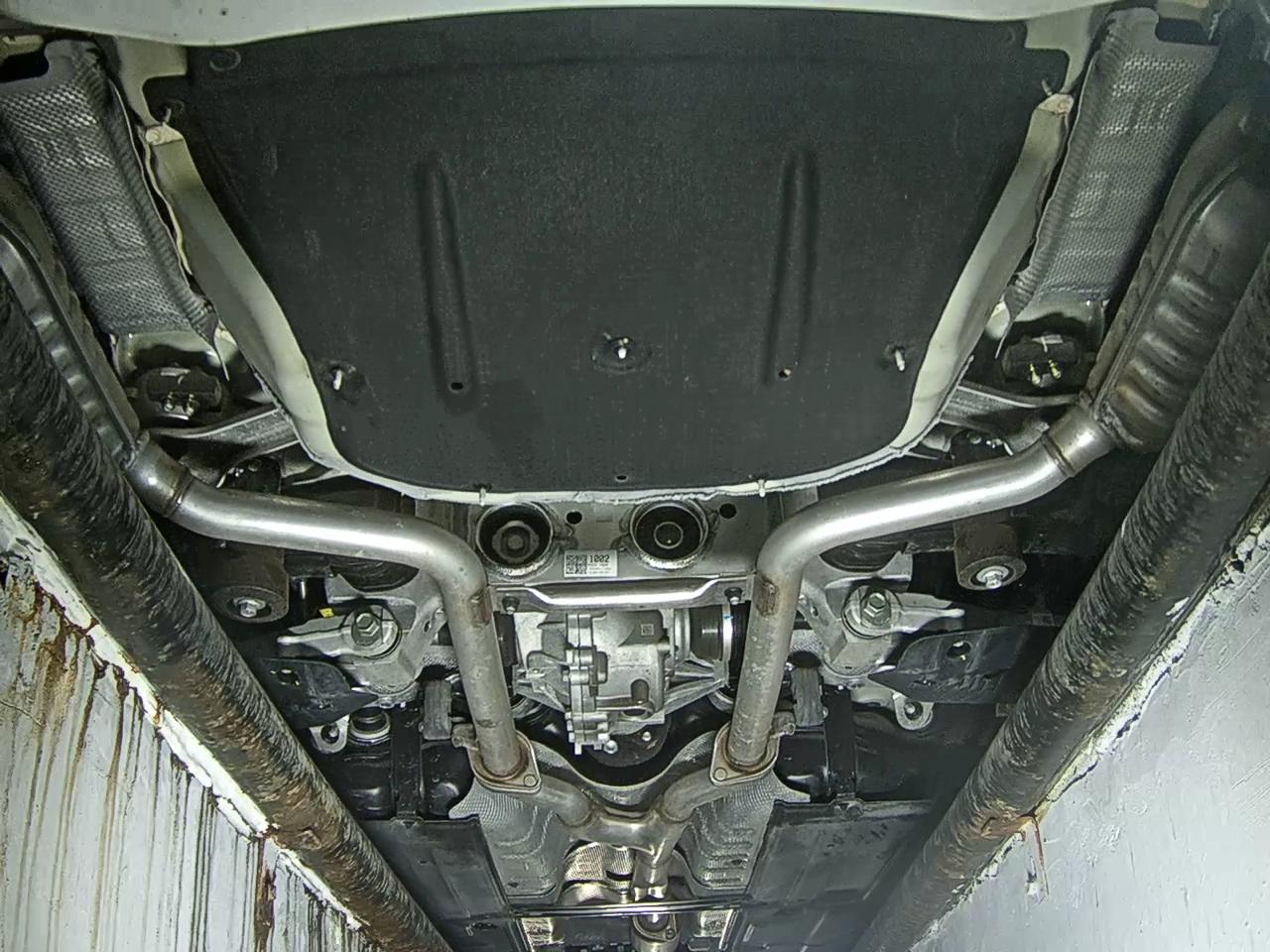 Hyundai Genesis 2024 - Image 7