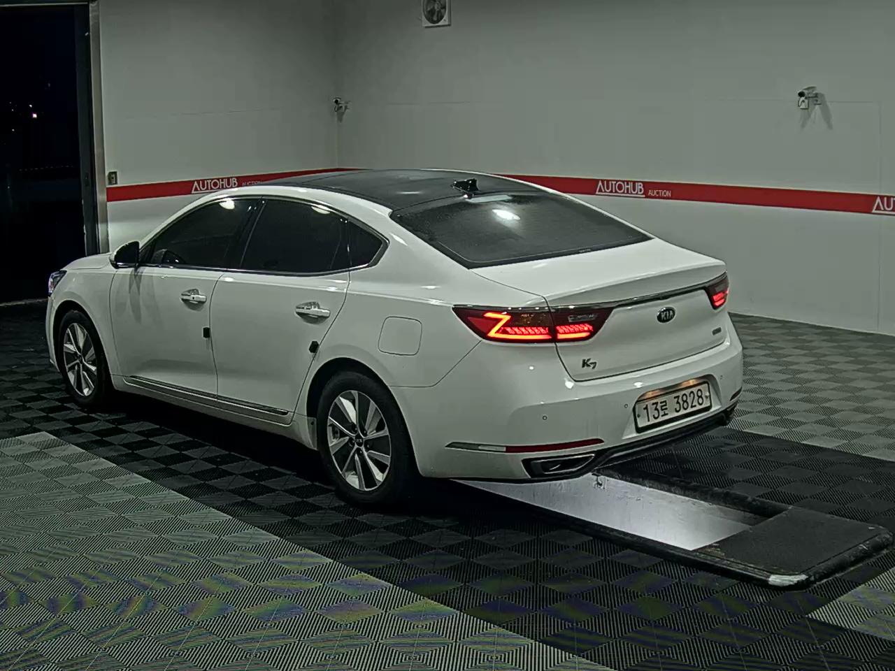 Kia 올 2017 - Image 5