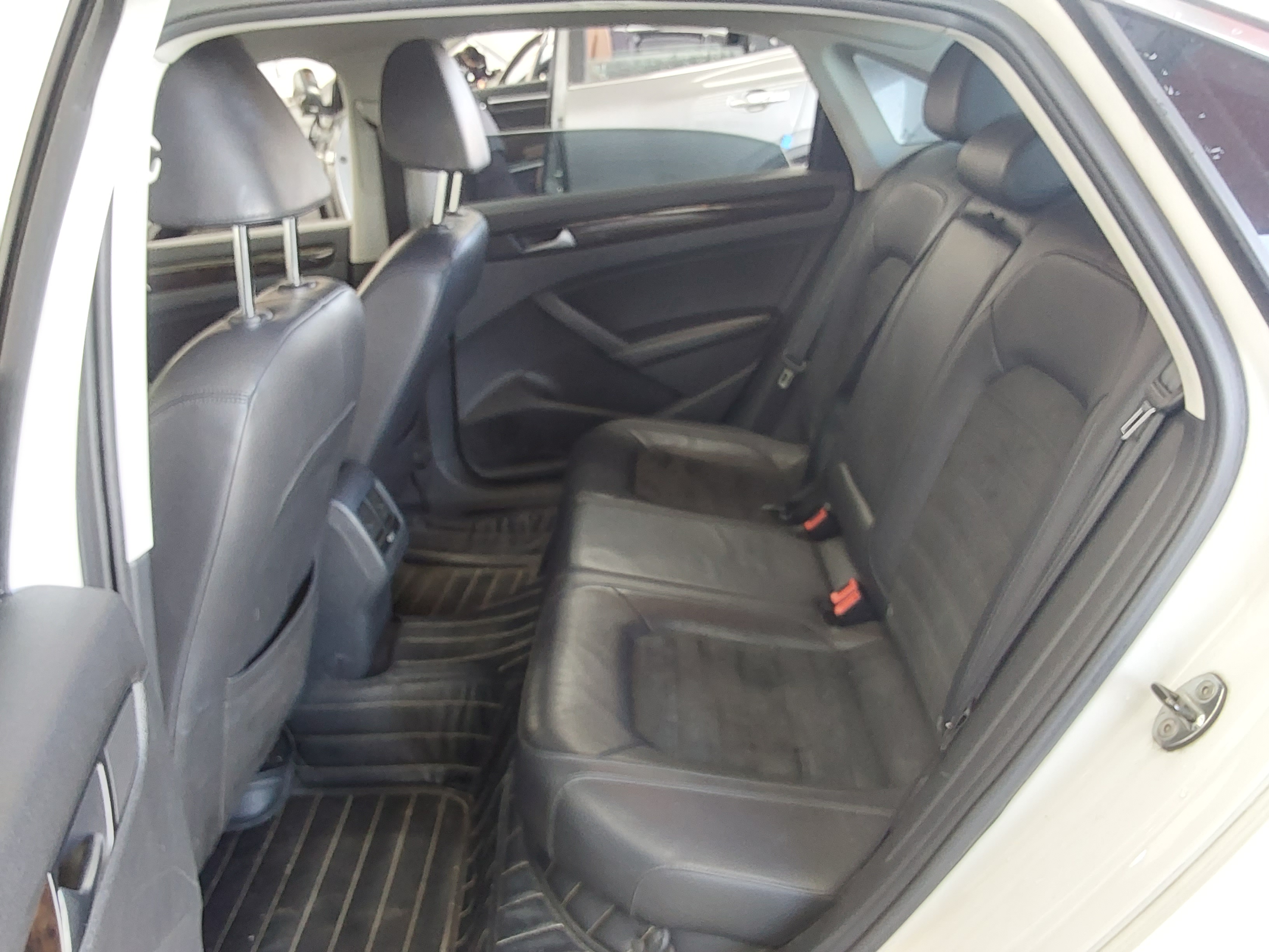 Volkswagen Other - 11
