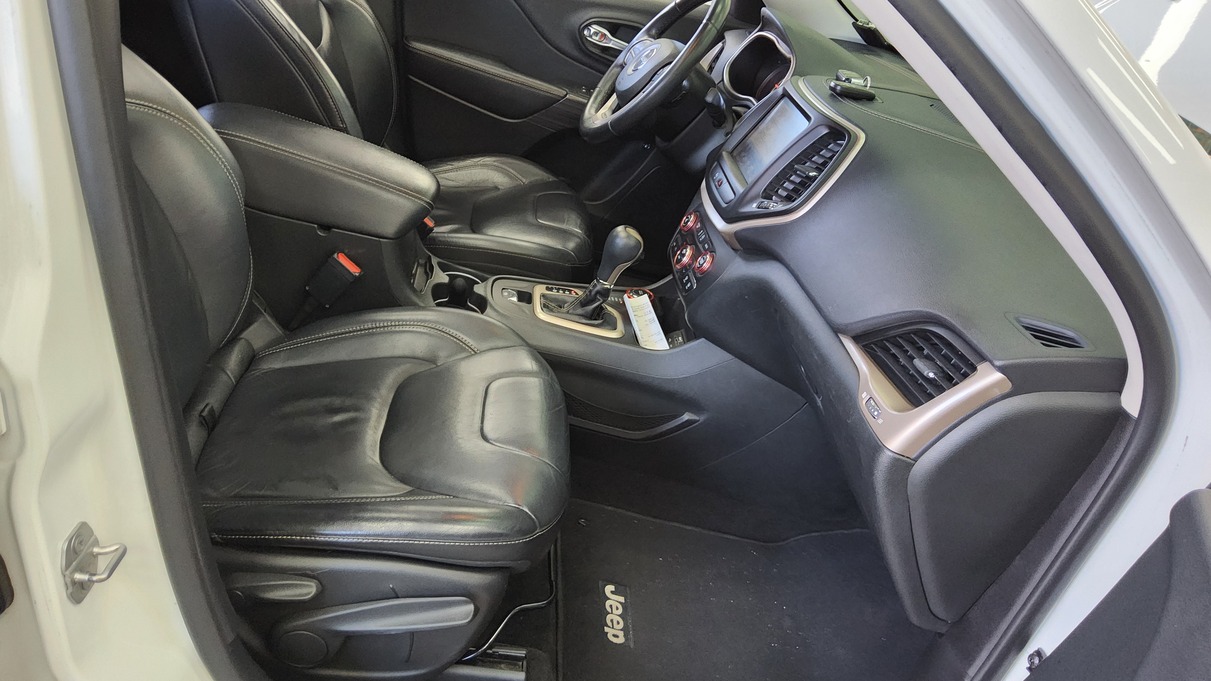 Jeep Cherokee 2015 - Image 13