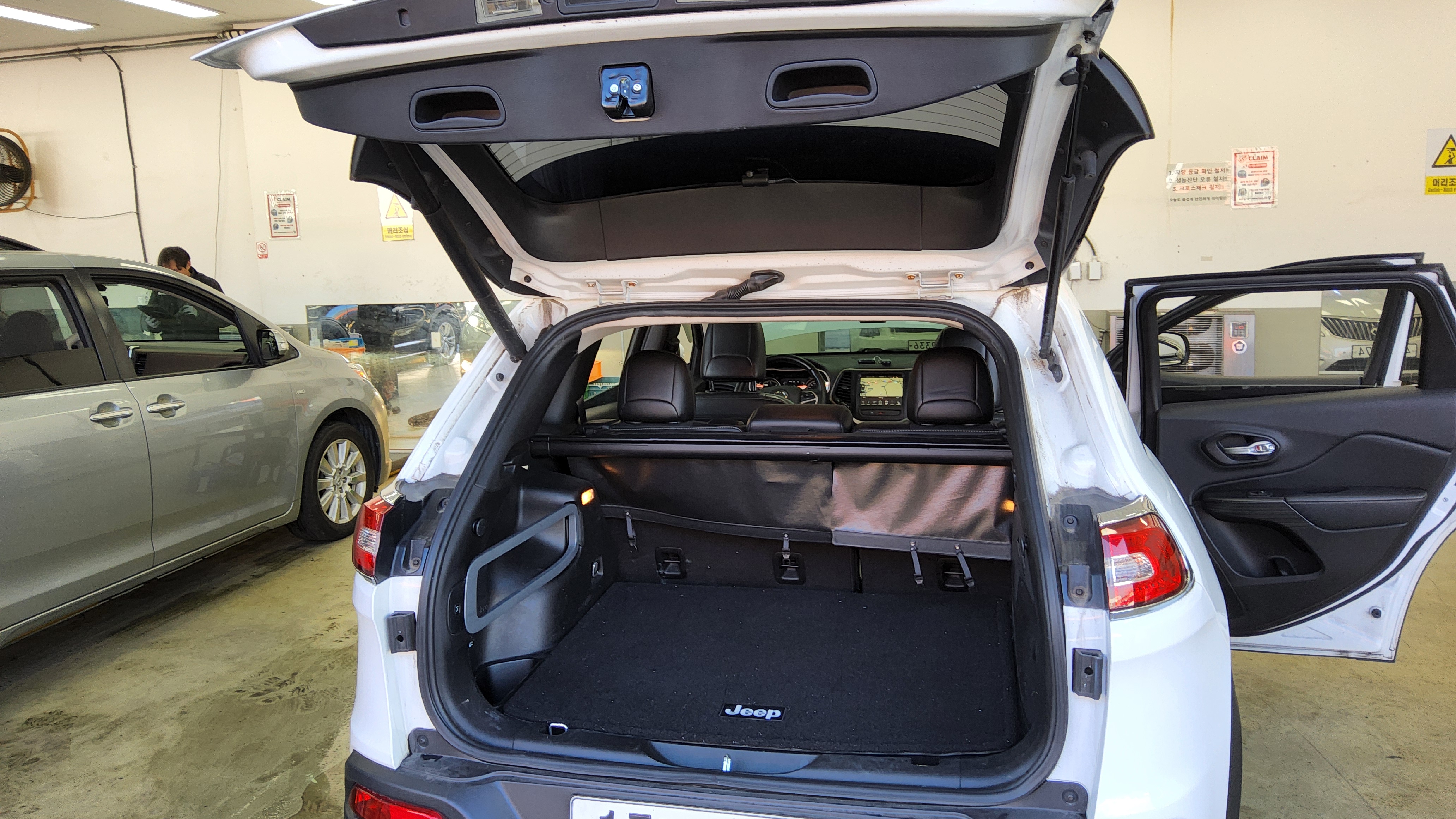Jeep Cherokee 2015 - Image 14