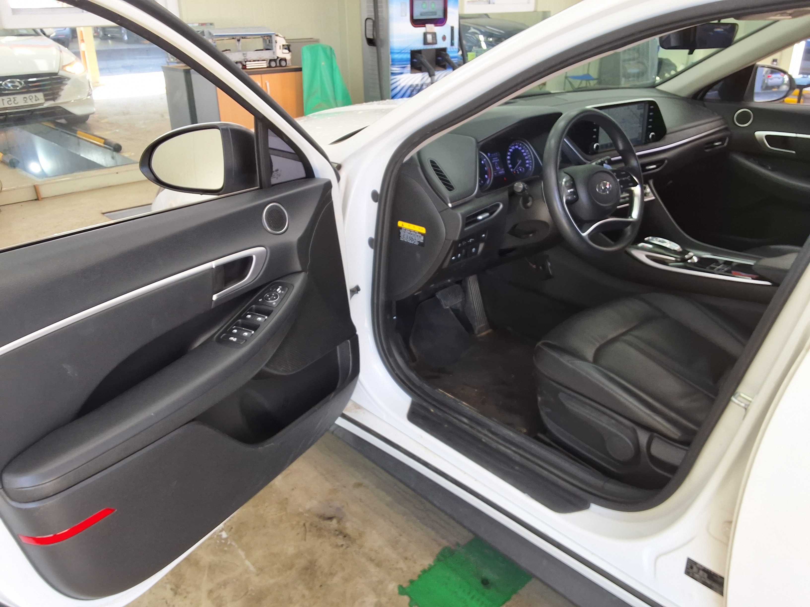 Hyundai Sonata 2020 - Image 9