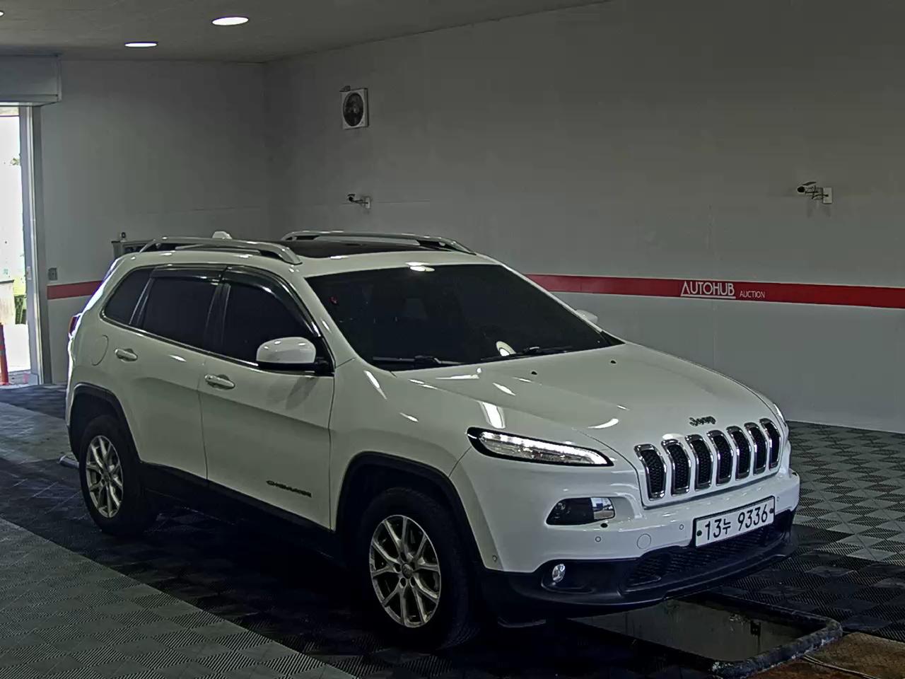 Jeep Cherokee 2015 - Image 2