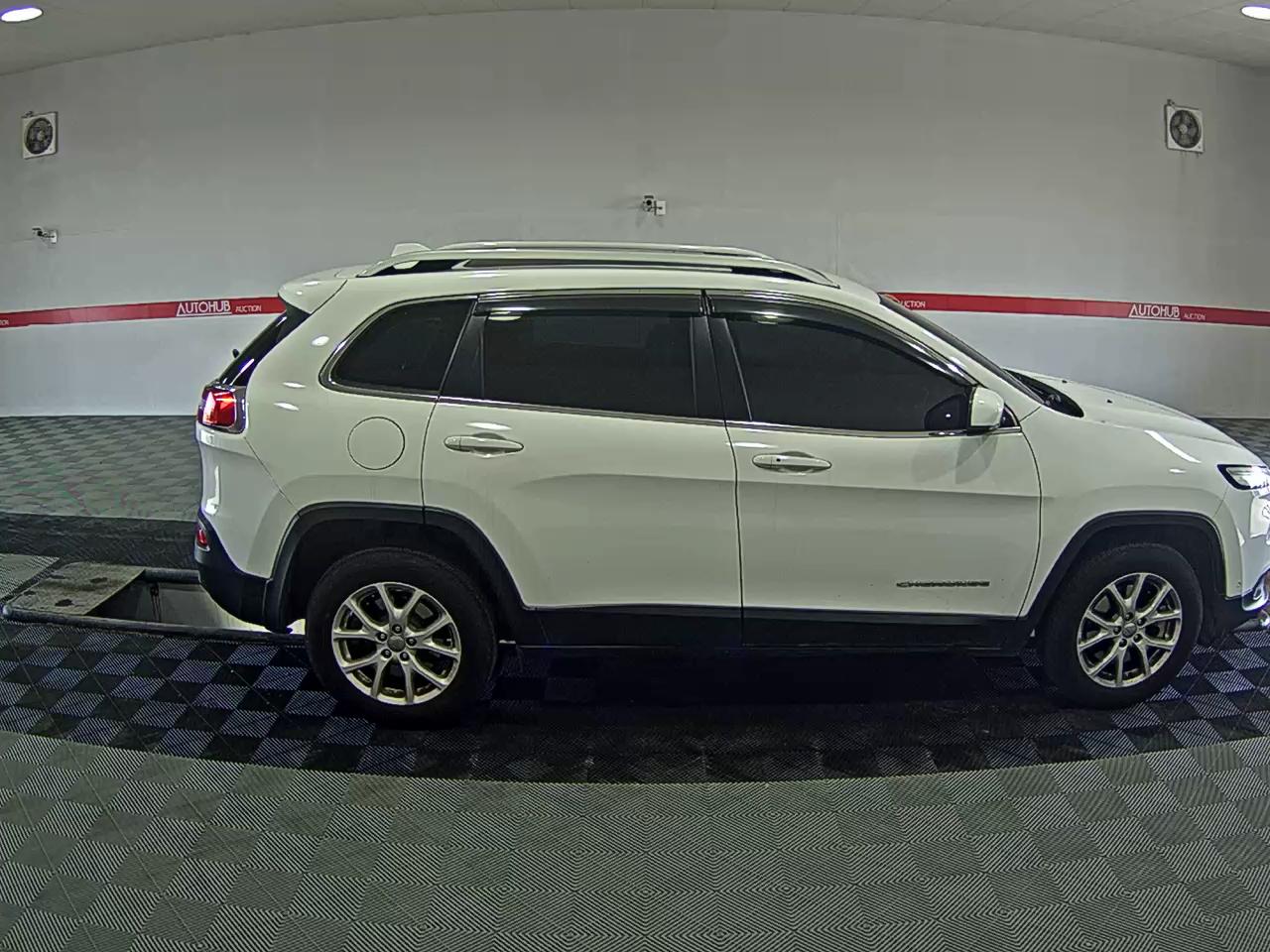 Jeep Cherokee 2015 - Image 3