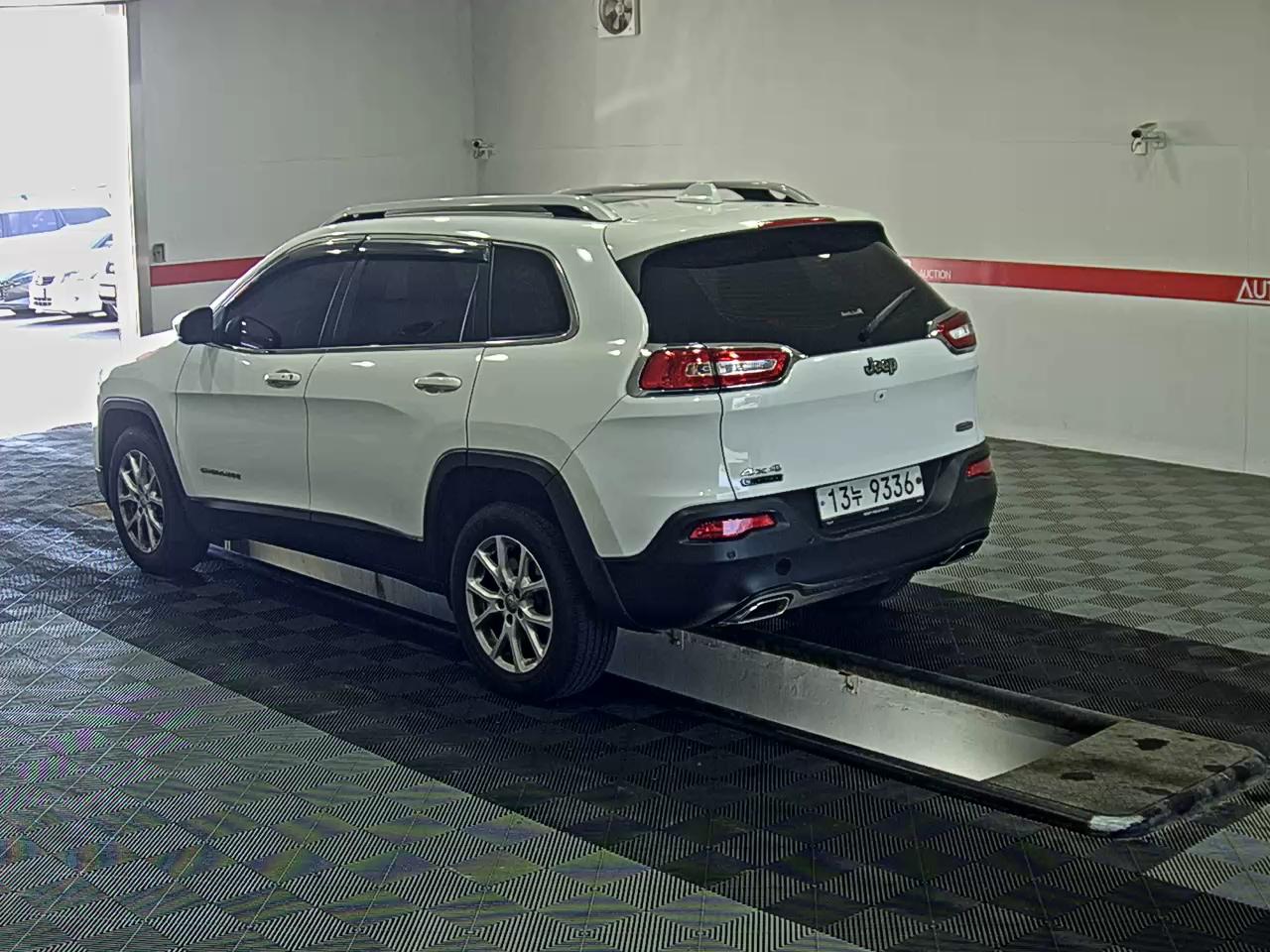 Jeep Cherokee 2015 - Image 5