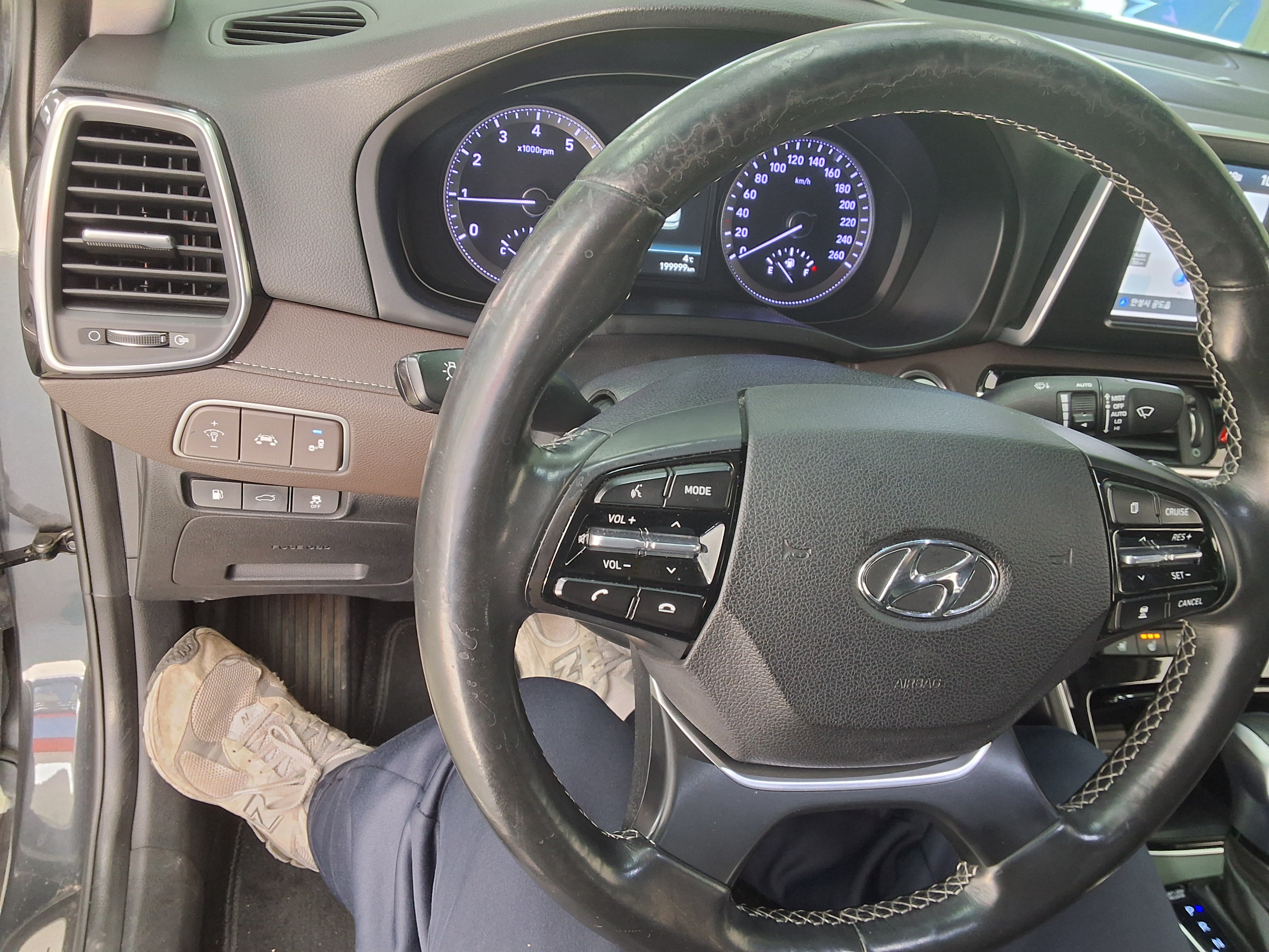 Hyundai Grandeur 2018 - Image 16