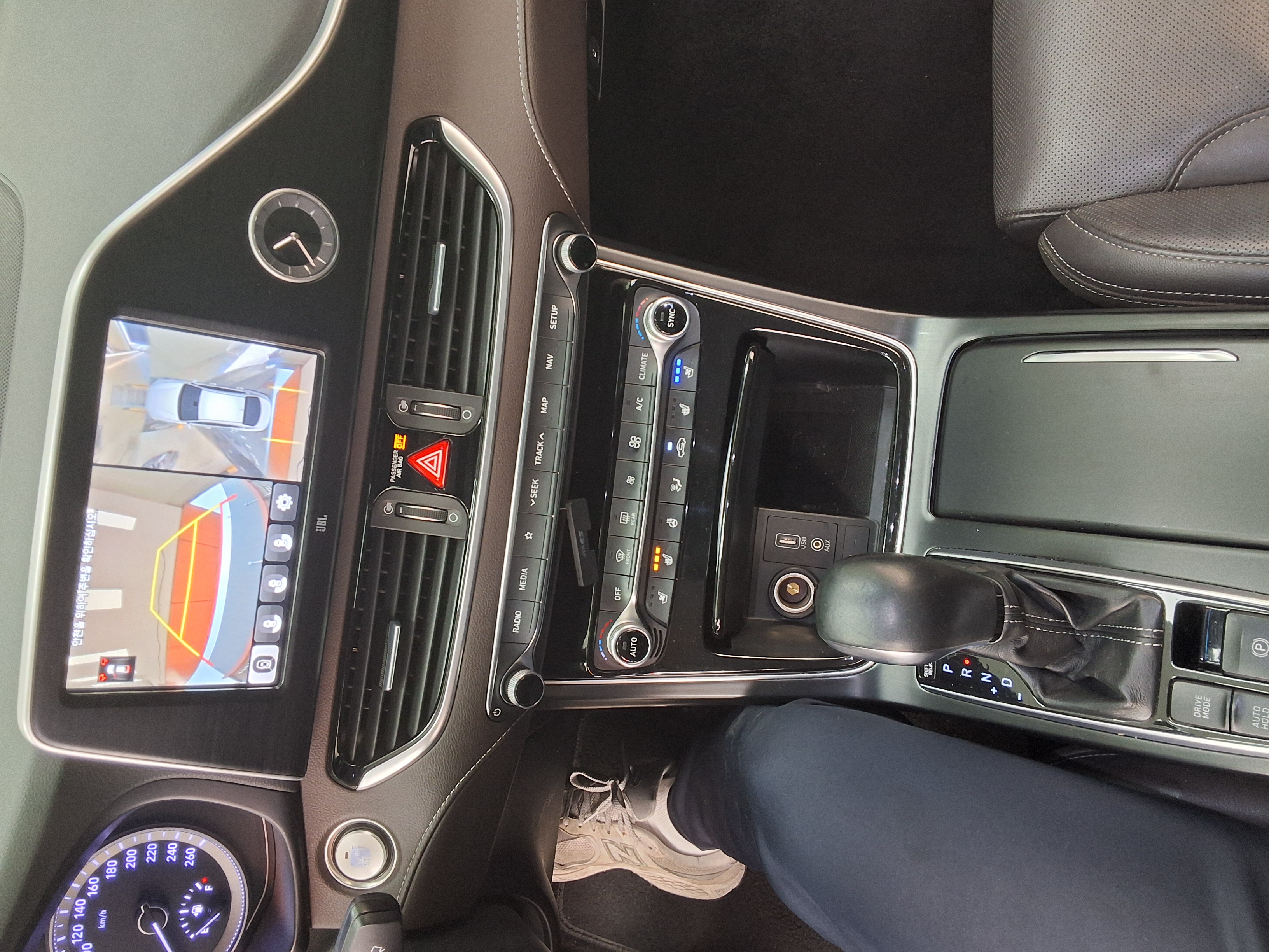 Hyundai Grandeur 2018 - Image 10