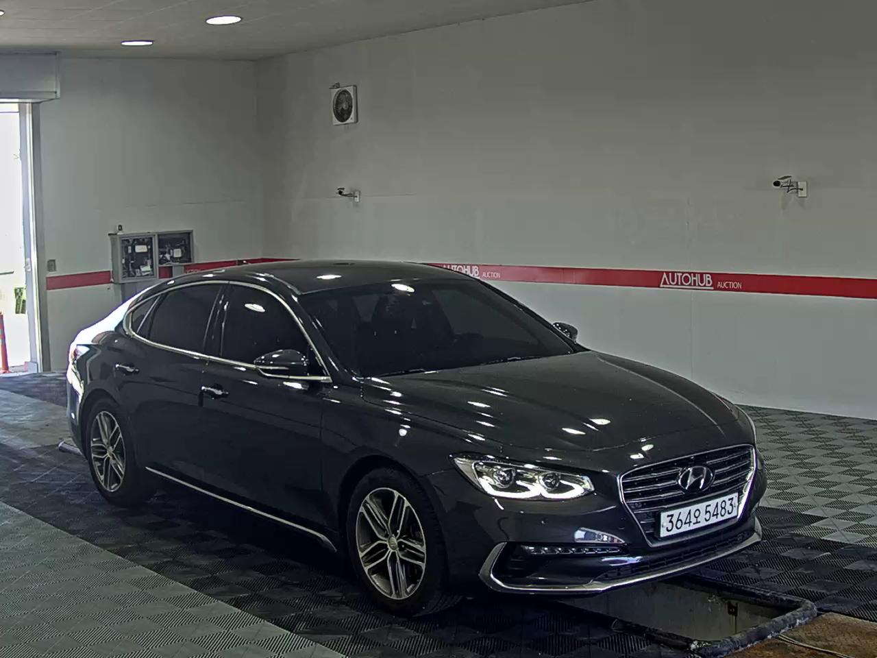 Hyundai Grandeur 2018 - Image 2