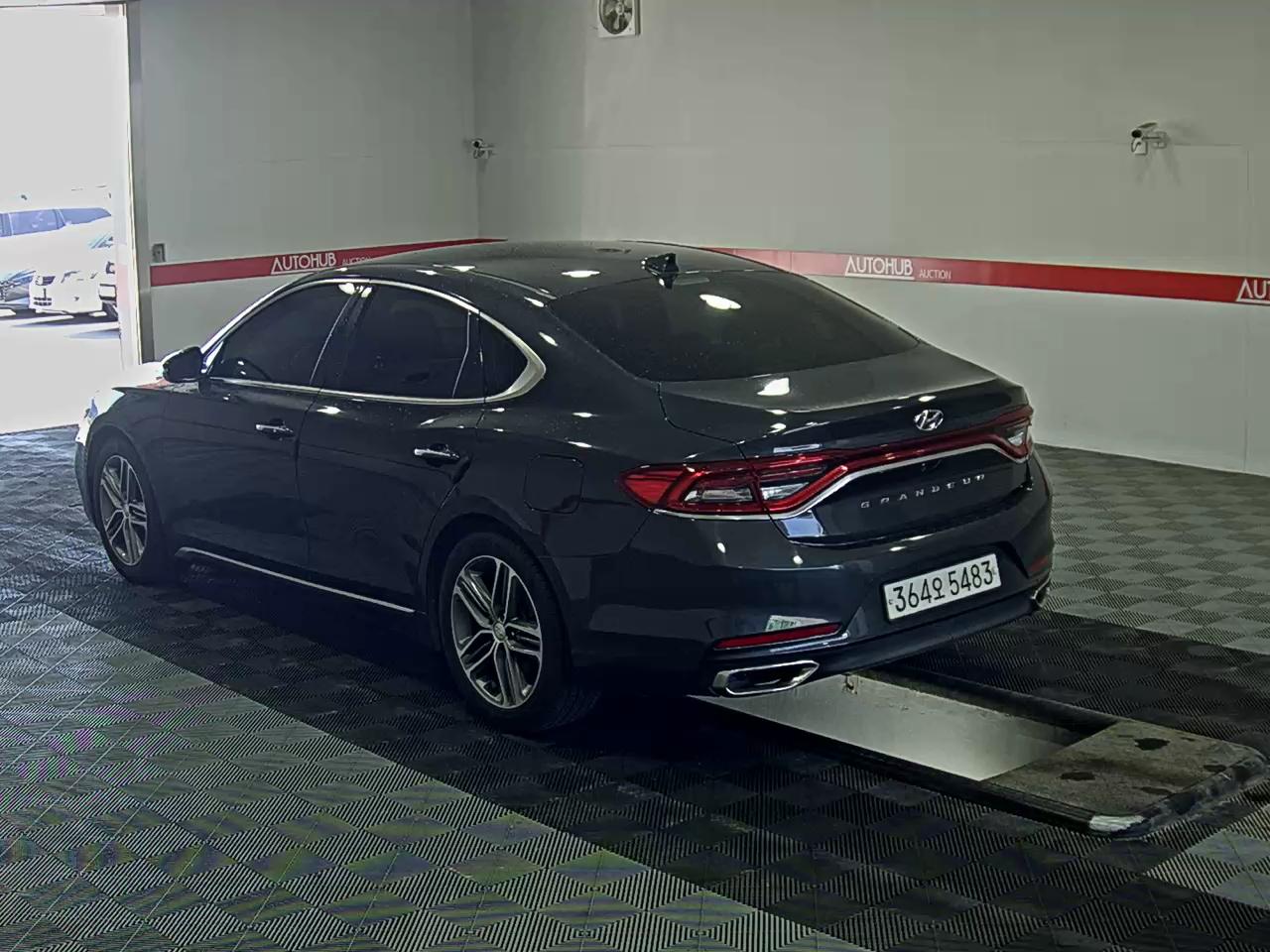 Hyundai Grandeur 2018 - Image 5