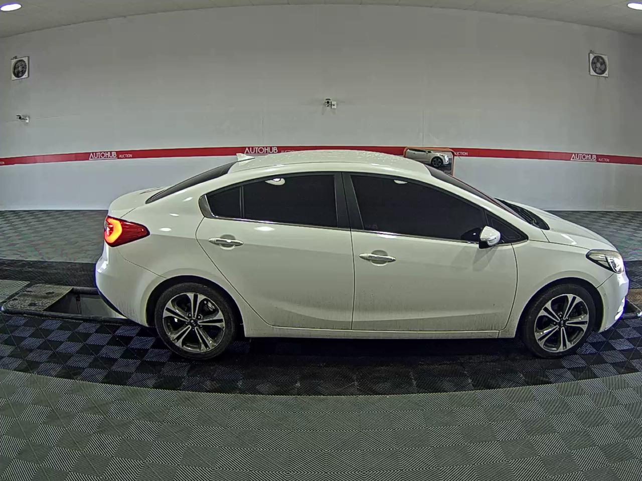 Kia K3 2015 - Image 3