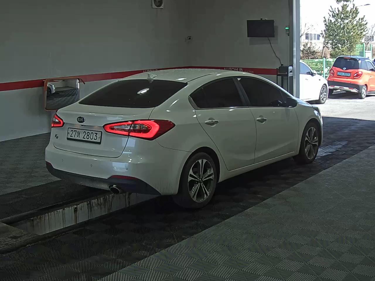 Kia K3 2015 - Image 4
