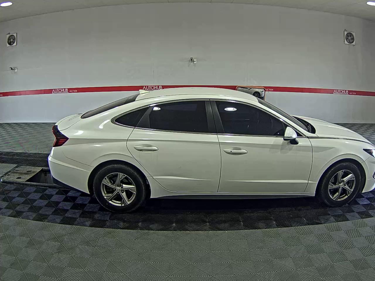 Hyundai Sonata 2020 - Image 3
