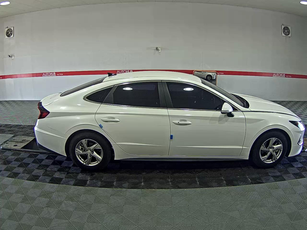Hyundai Sonata 2020 - Image 3