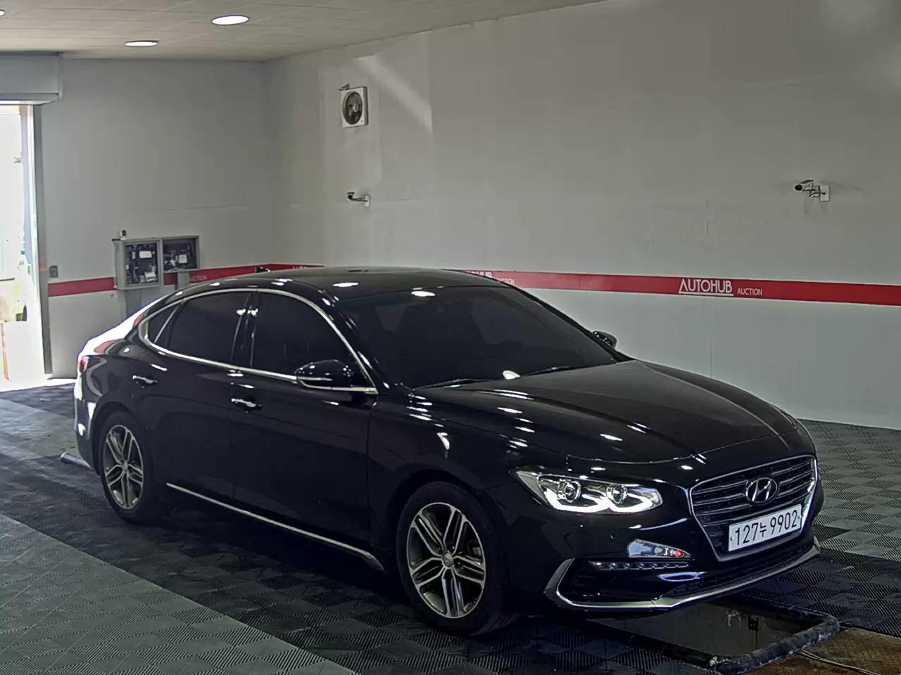 Hyundai Grandeur - 2