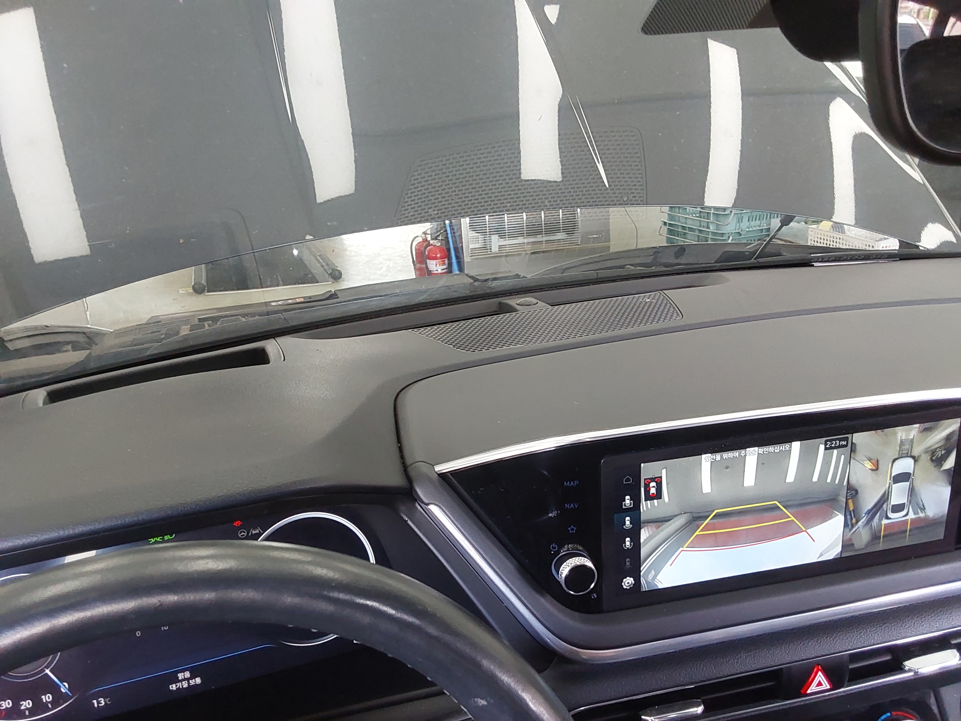 Hyundai Sonata 2023 - Image 18